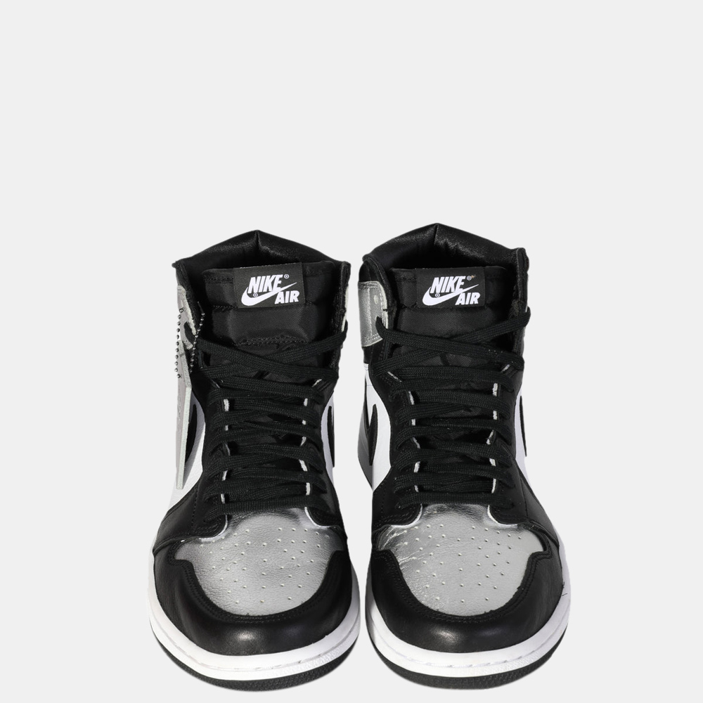 

Air Jordan WMNS Air Jordan 1 Retro High OG 'Silver Toe' Sneaker EU, Black