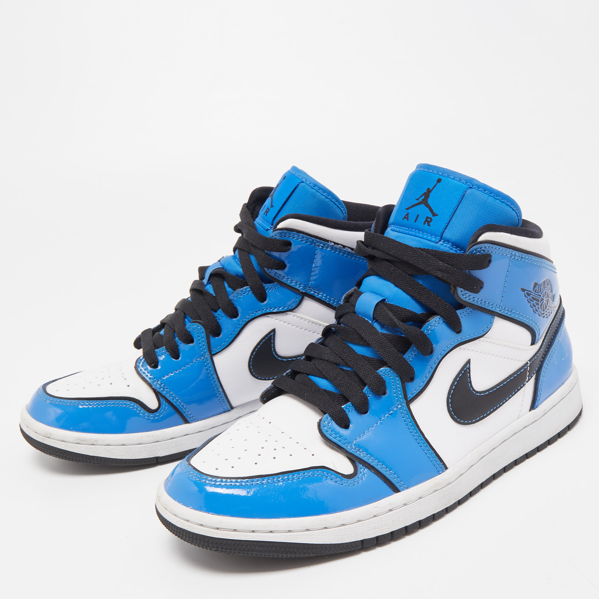 

Air Jordans Tricolor Patent and Leather Air Jordan 1 Mid Signal Blue Sneakers Size