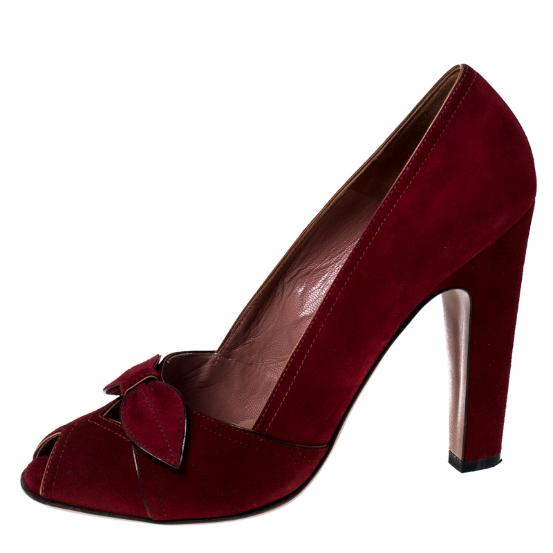 

Alaia Red Suede Bow Peep Toe Pumps Size