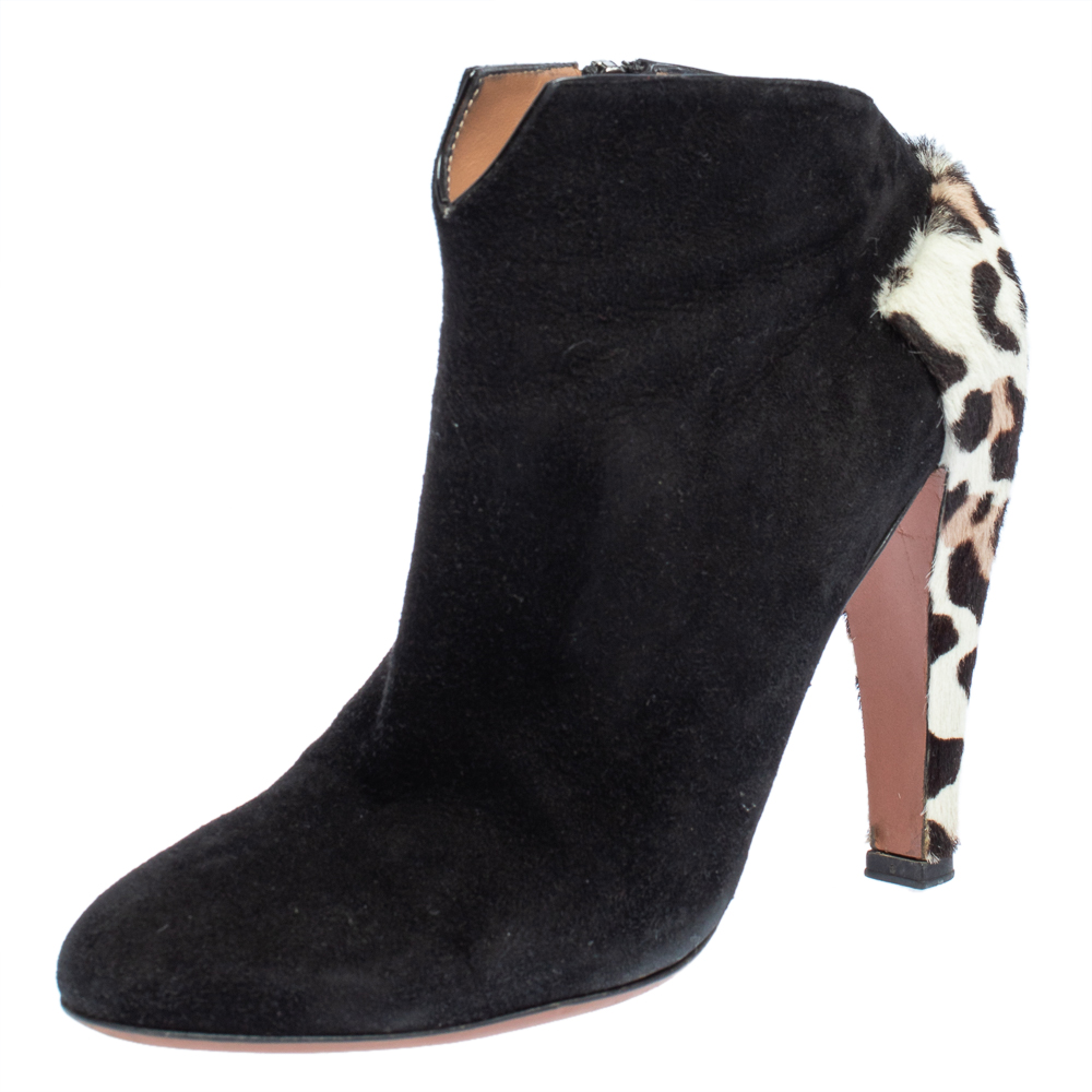 Pre-owned Alaïa Black Suede And Leopard Print Calf Hair Booties Size 37