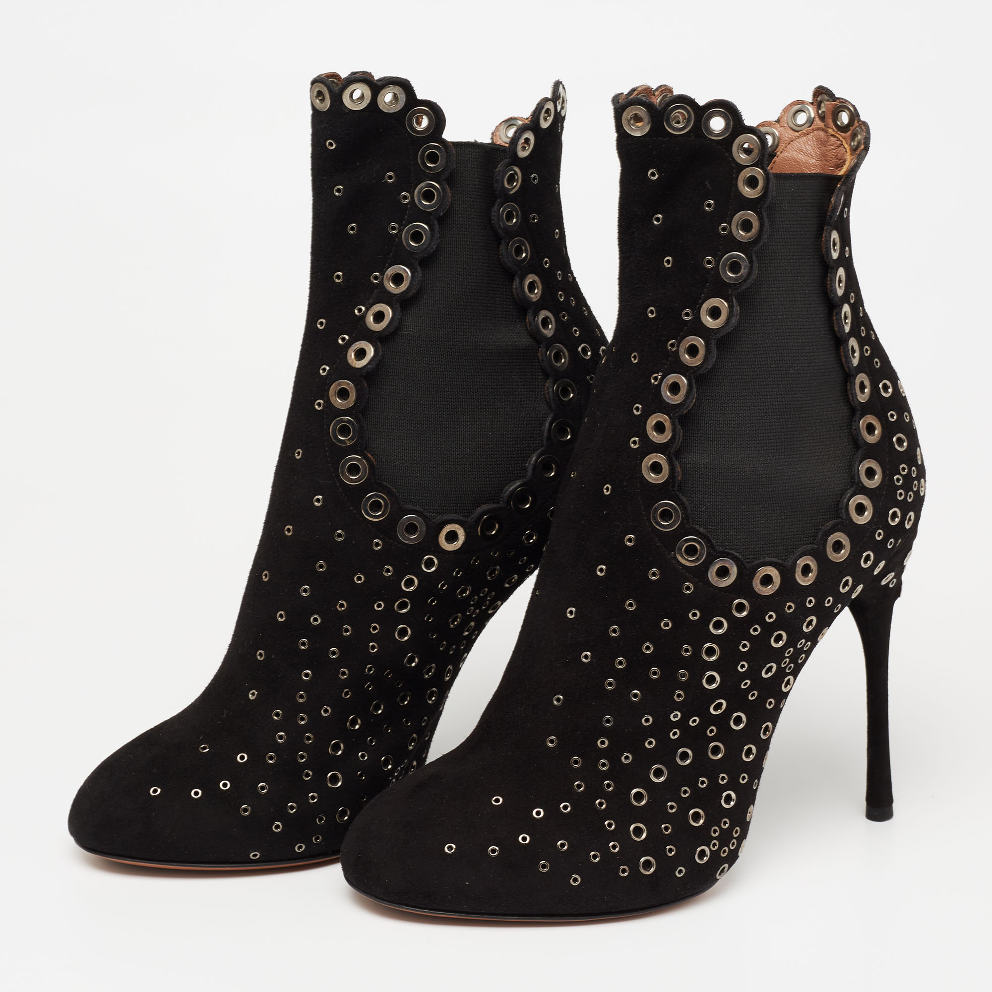

Alaia Black Suede Eyelet Embellished Ankle Boots Size