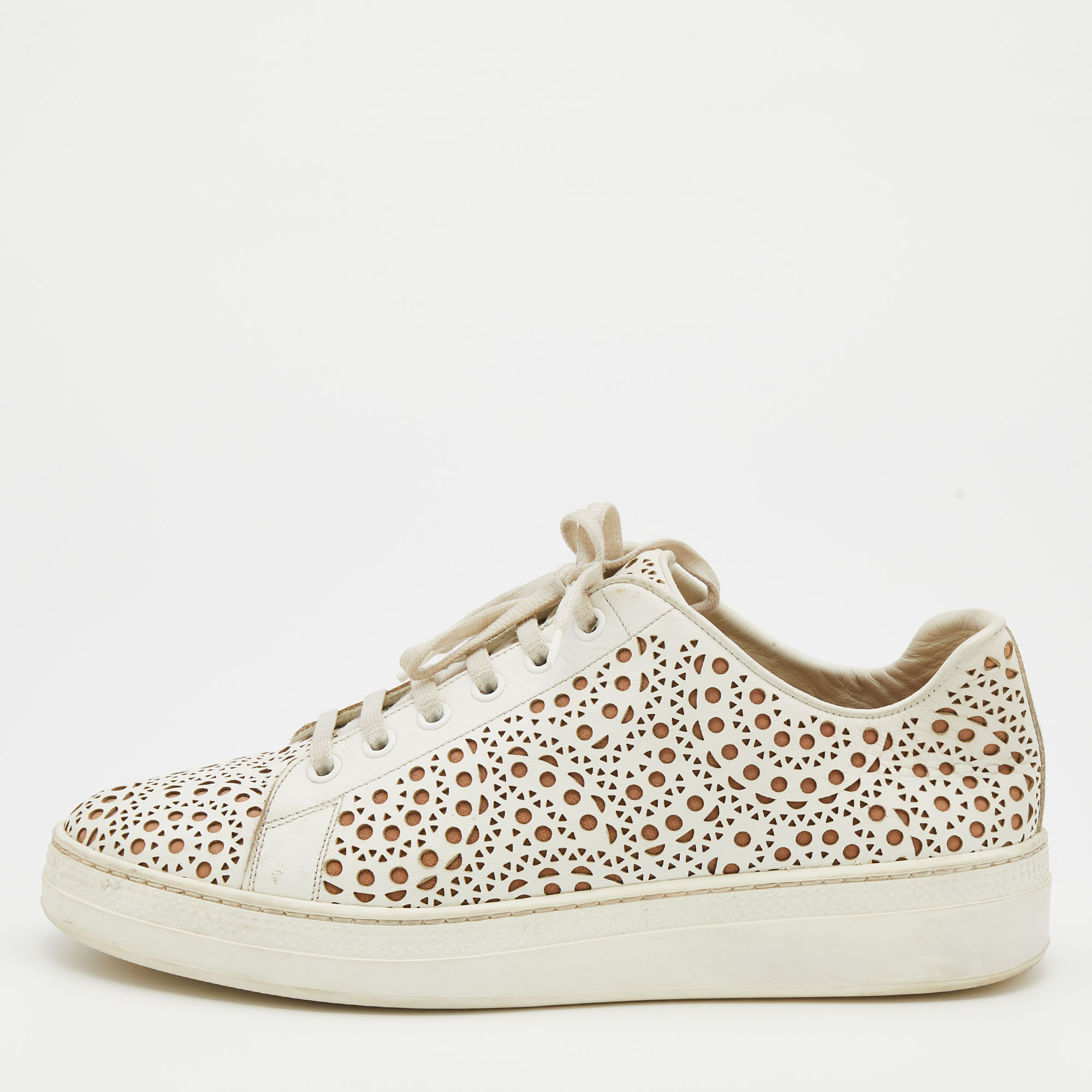 Pre-owned Alaïa White Laser Cut Leather Low Top Sneakers Size 38
