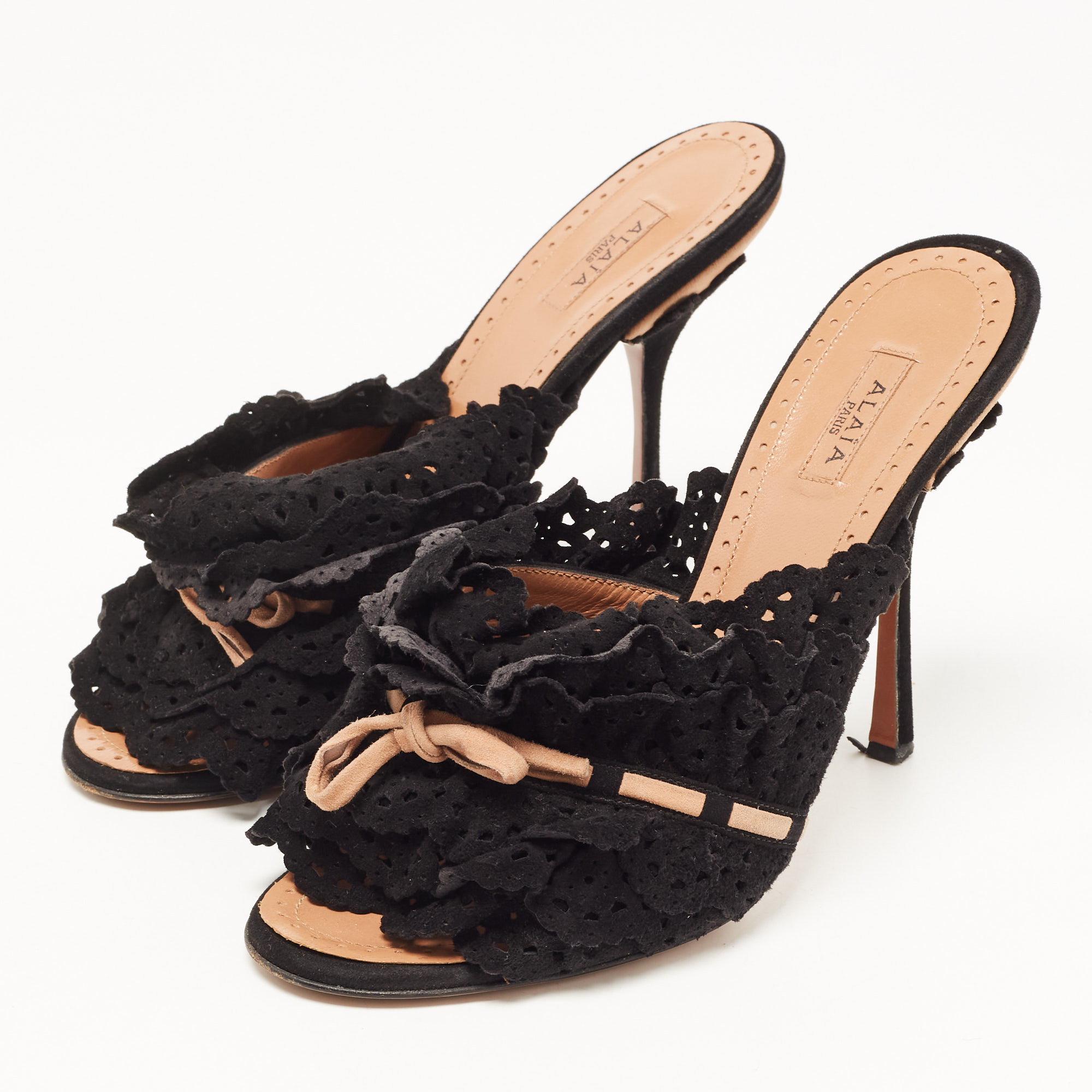 

Alaia Black/Beige Suede Slip On Sandals Size