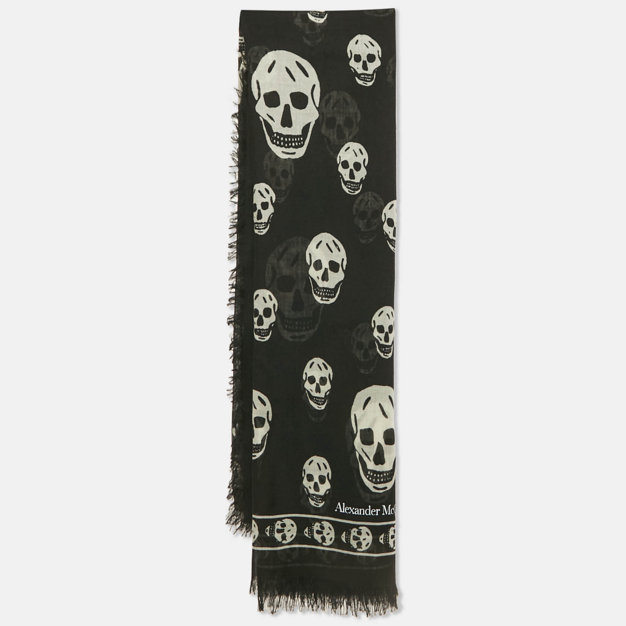 

Alexander McQueen Black Skull Printed Modal & Silk Scarf