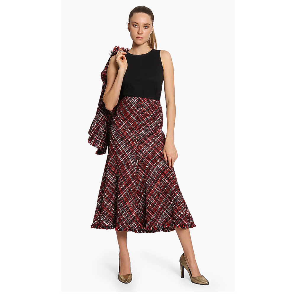 

Alexander McQueen Red Tweed A-Line Skirt  (IT 48