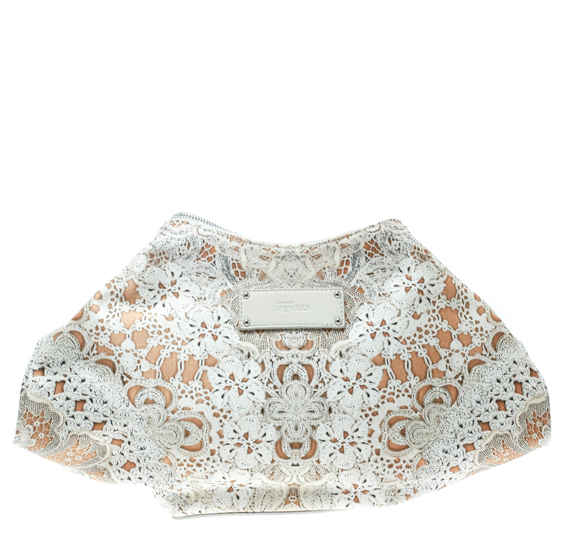 Pre Owned Alexander McQueen White Printed Satin Medium De Manta Clutch