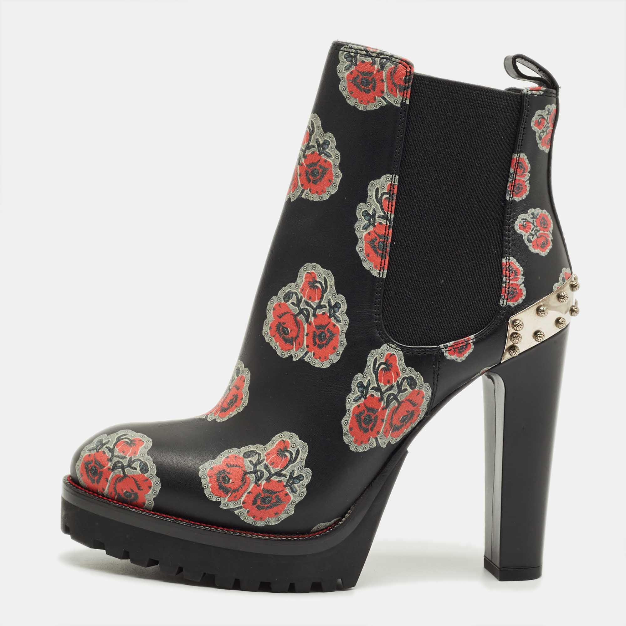 

Alexander McQueen Black Rose Print Leather Studded Ankle Length Boots Size
