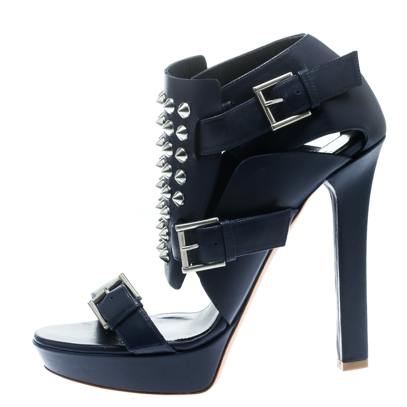 

Alexander McQueen Blue Leather Stud Embellished Buckle Detail Platform Sandals Size