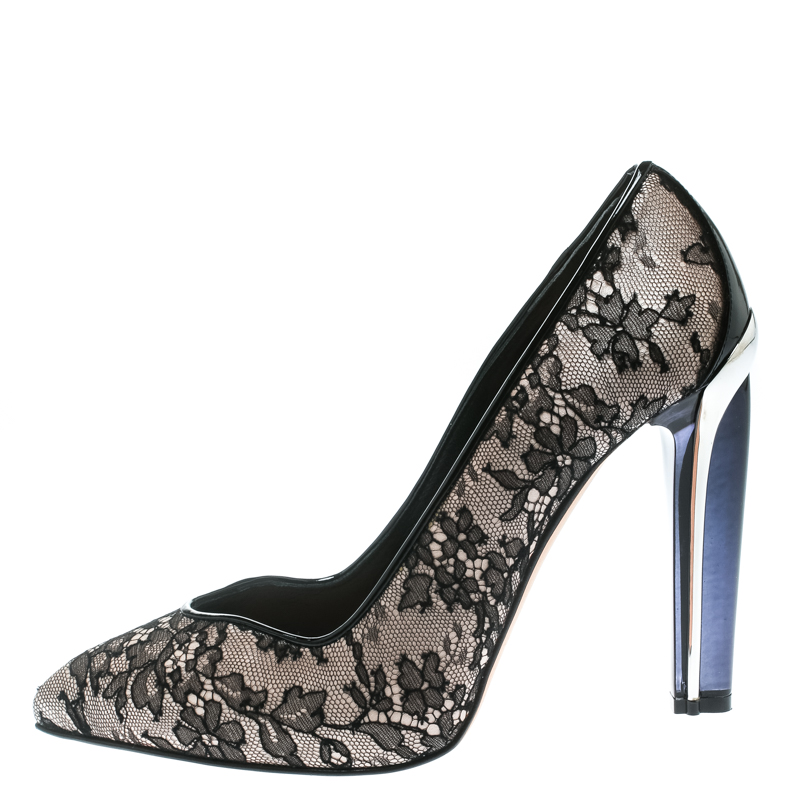 

Alexander McQueen Black Lace With Blush Pink Satin Pointed Toe Pumps Size