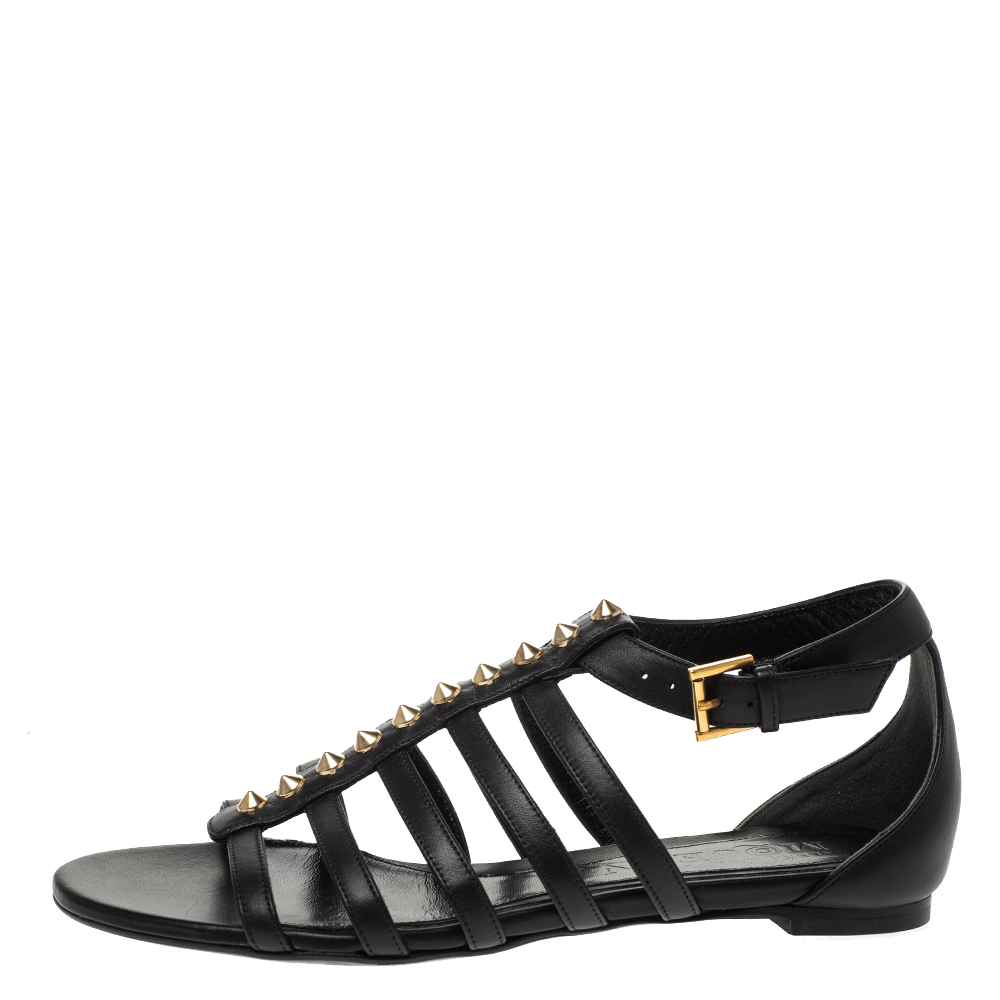 

Alexander McQueen Black Leather Spike Detail Flat Gladiator Sandals Size