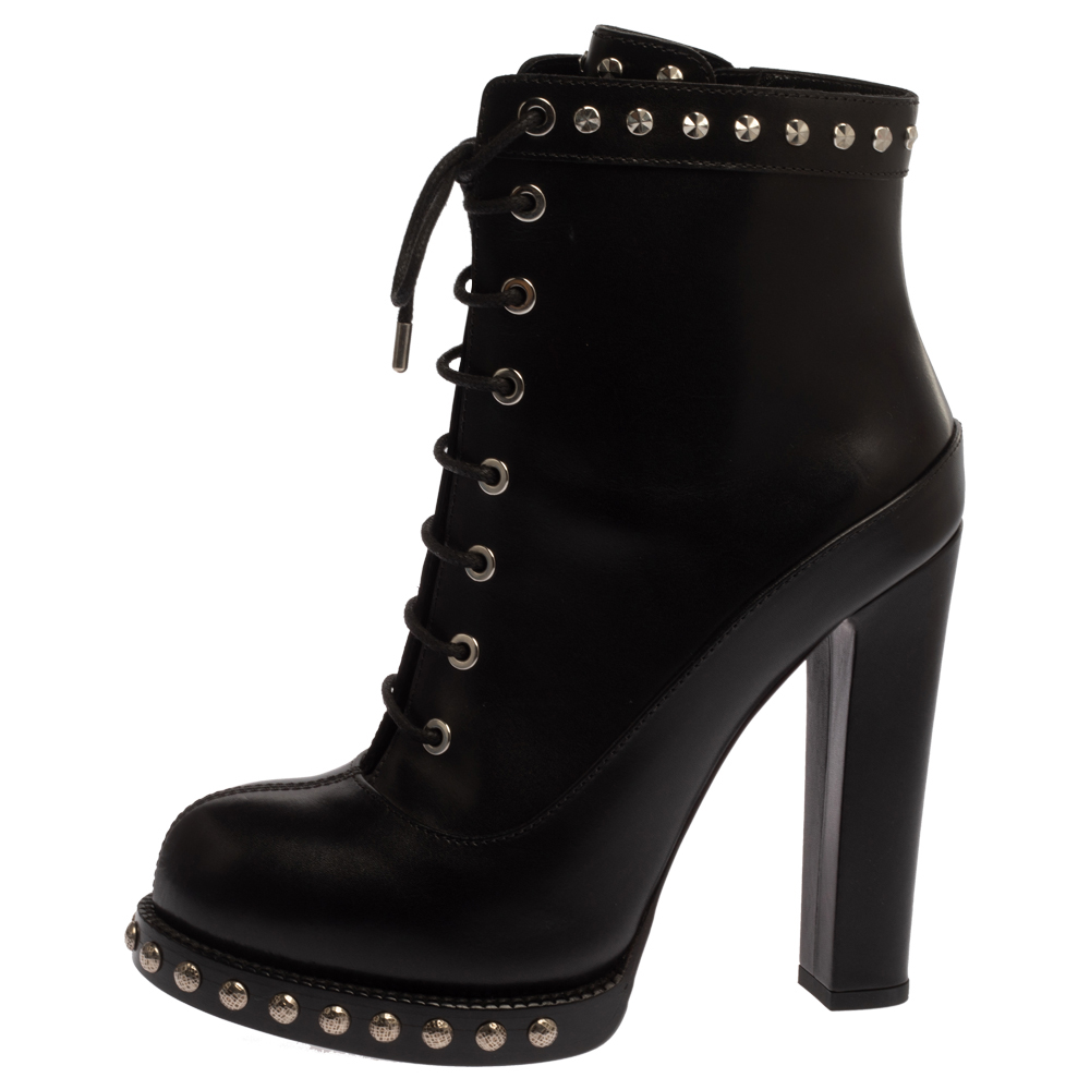 

Alexander McQueen Black Leather Studded Platform Block Heel Ankle Boots Size