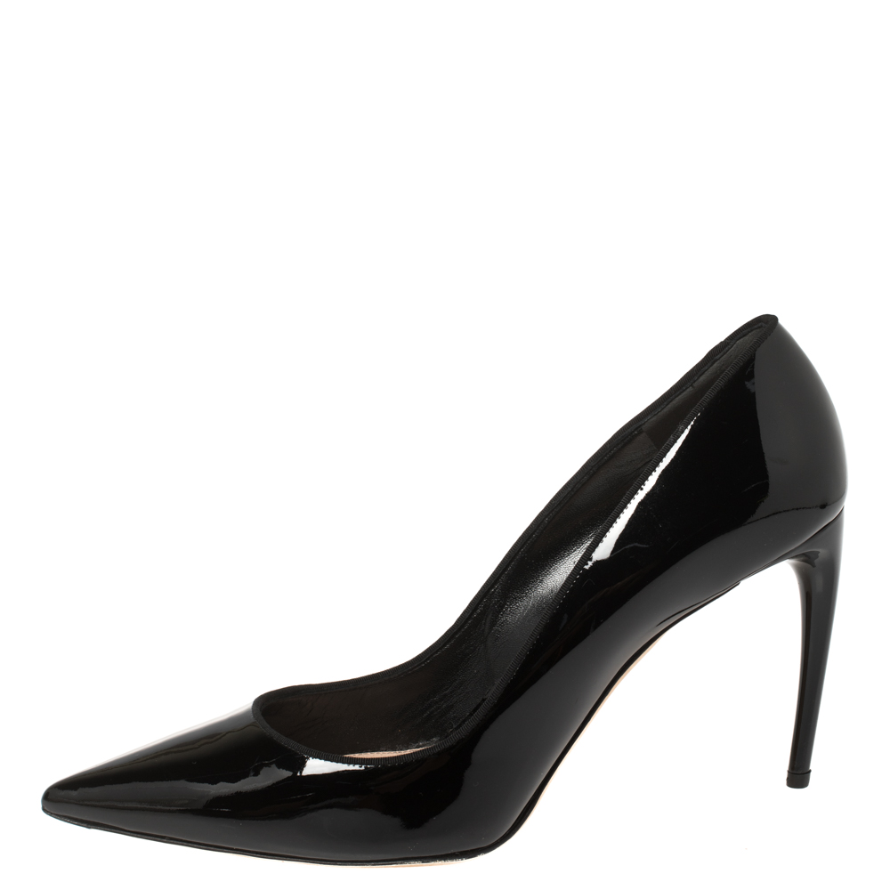 

Alexander McQueen Black Patent Leather Pointed Toe Pumps Size