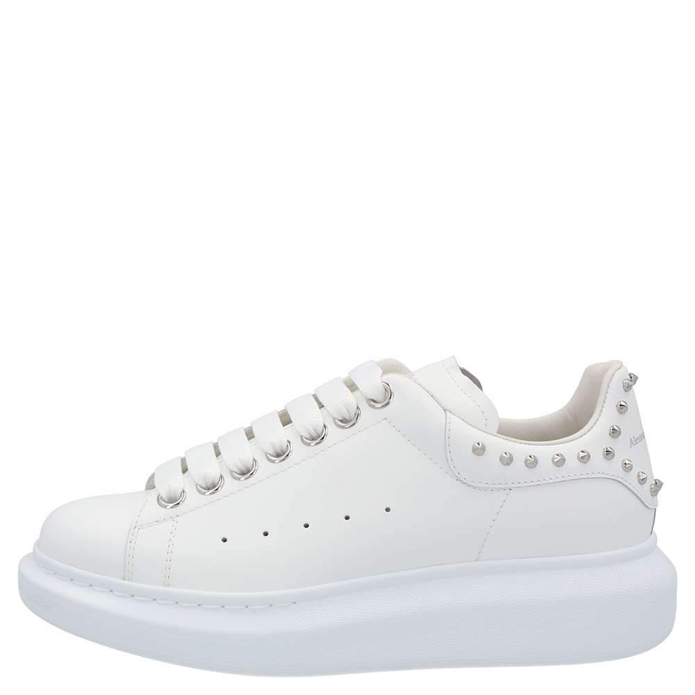 

Alexander McQueen White Studded Oversized Sneaker Size EU