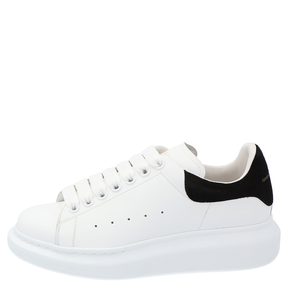 

Alexander McQueen Ivory/Black Leather Oversized Sneakers Size EU