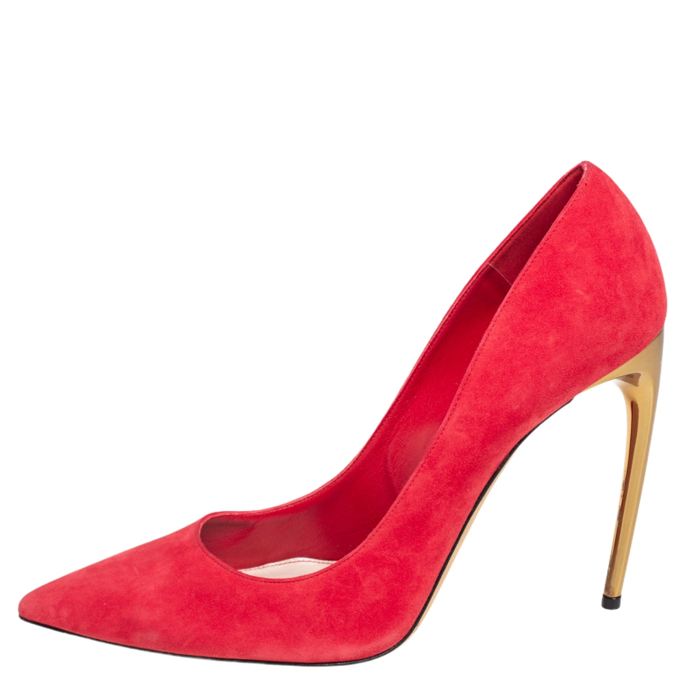 

Alexander McQueen Red Suede Pointed Toe Pumps Size