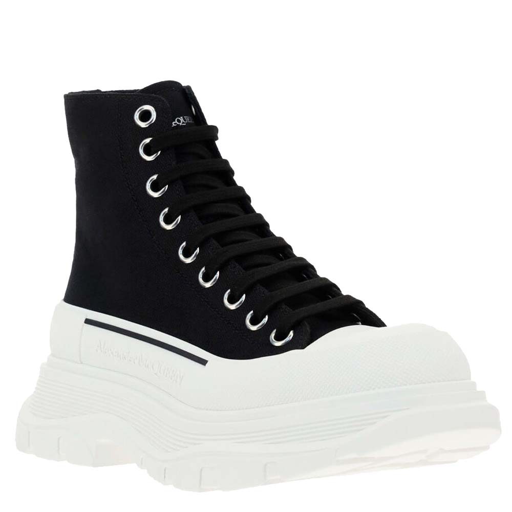 

Alexander McQueen Black/White Tread Slick Boot Size EU