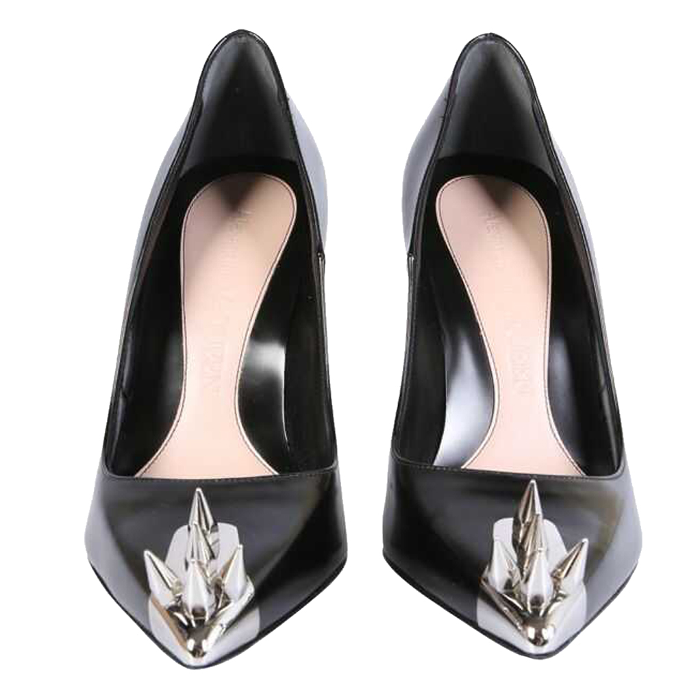 

Alexander McQueen Black Leather Punk Stud Pumps Size IT