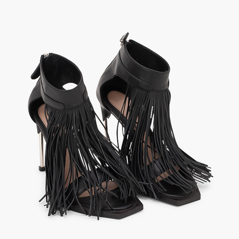 

Alexander McQueen Black Leather Fringe Sandals Size EU