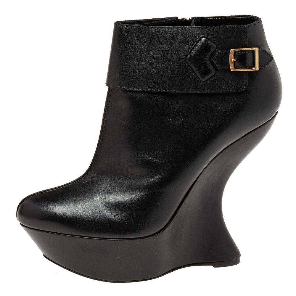 

Alexander McQueen Black Leather Curve Wedge Platform Ankle Boots Size