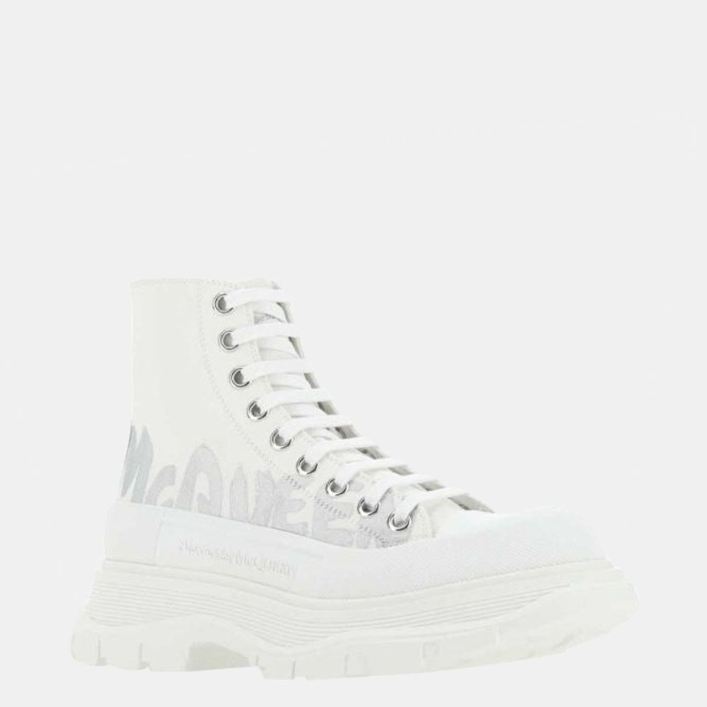 

Alexander Mcqueen White Tread Slick Lace Up Boots Size EU