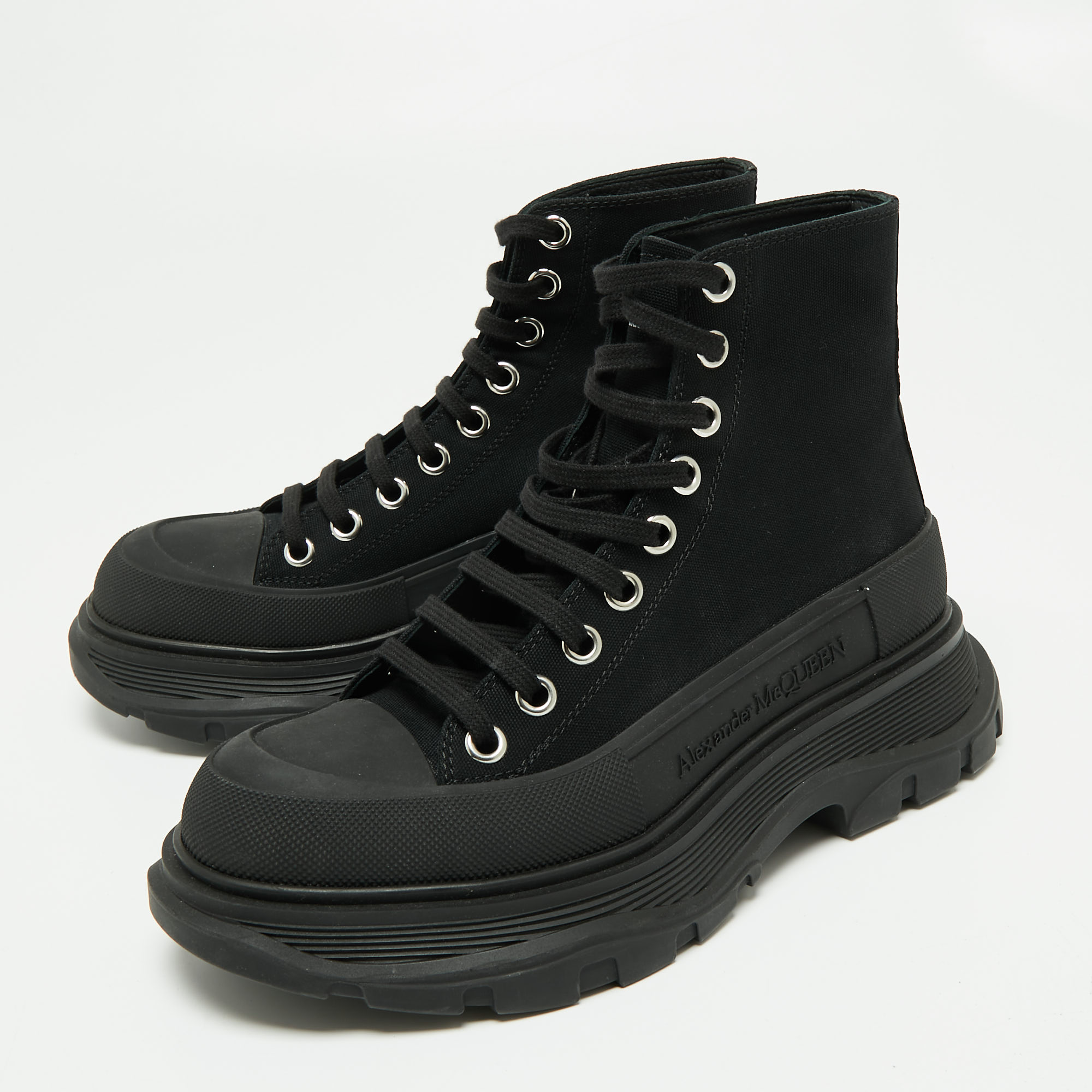 

Alexander McQueen Black Canvas Tread Slick High-Top Platform Sneakers Size