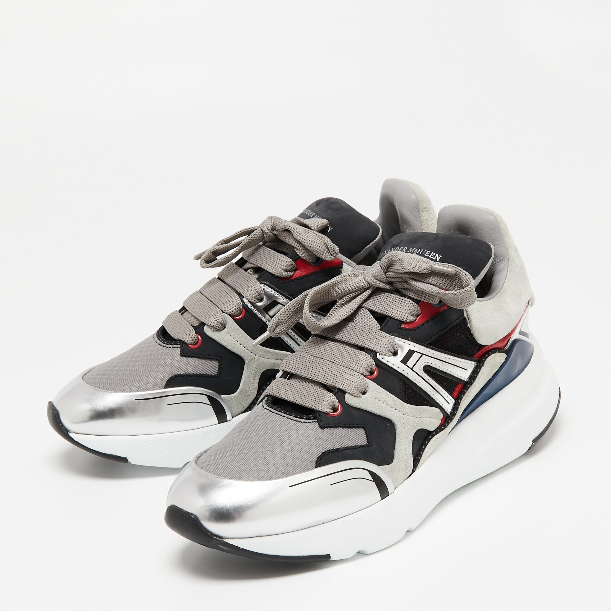 

Alexander McQueen Tri Color Suede, Leather and Mesh Runner Low-Top Sneakers Size, Grey