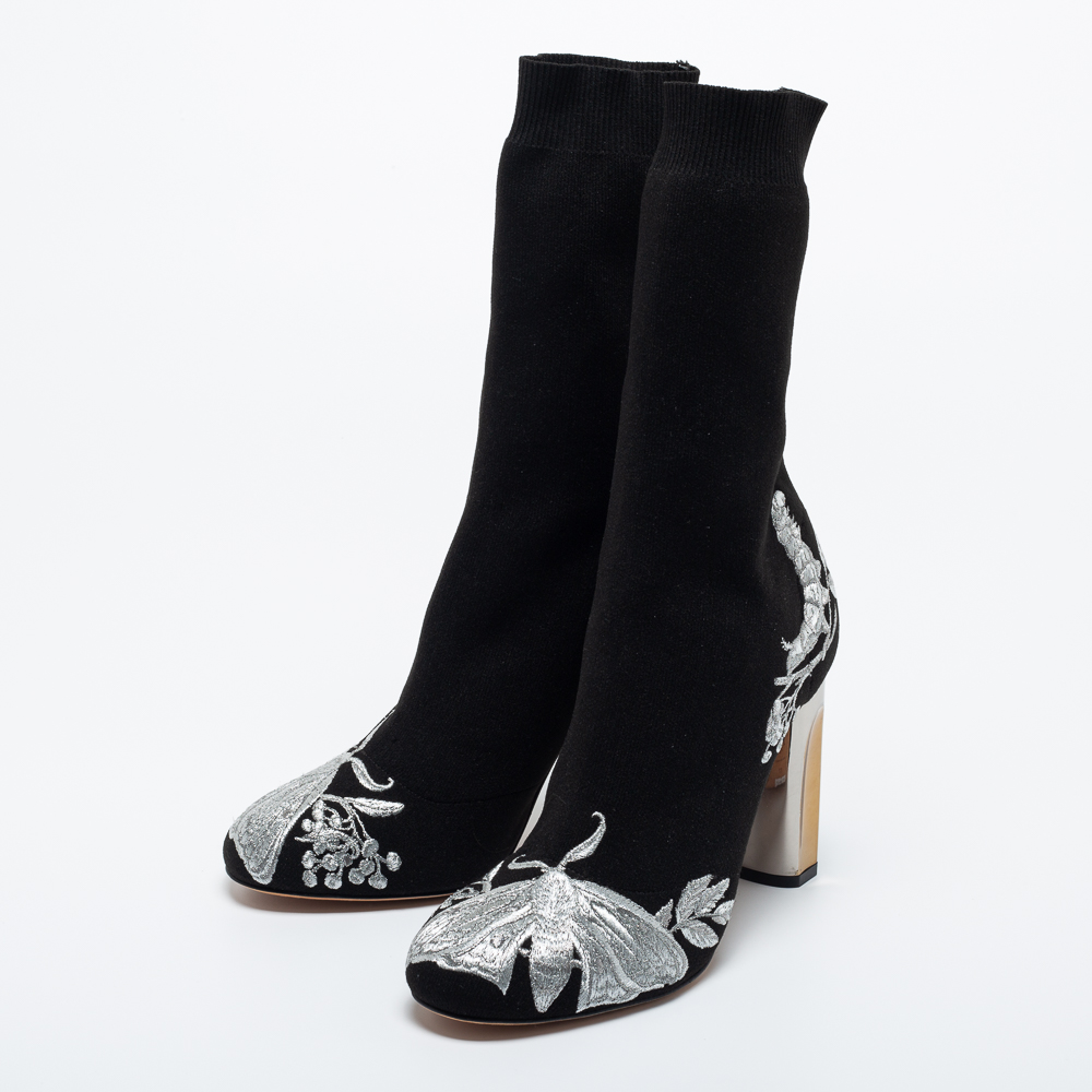 

Alexander McQueen Black Knit Fabric Embroidered Ankle Boots Size