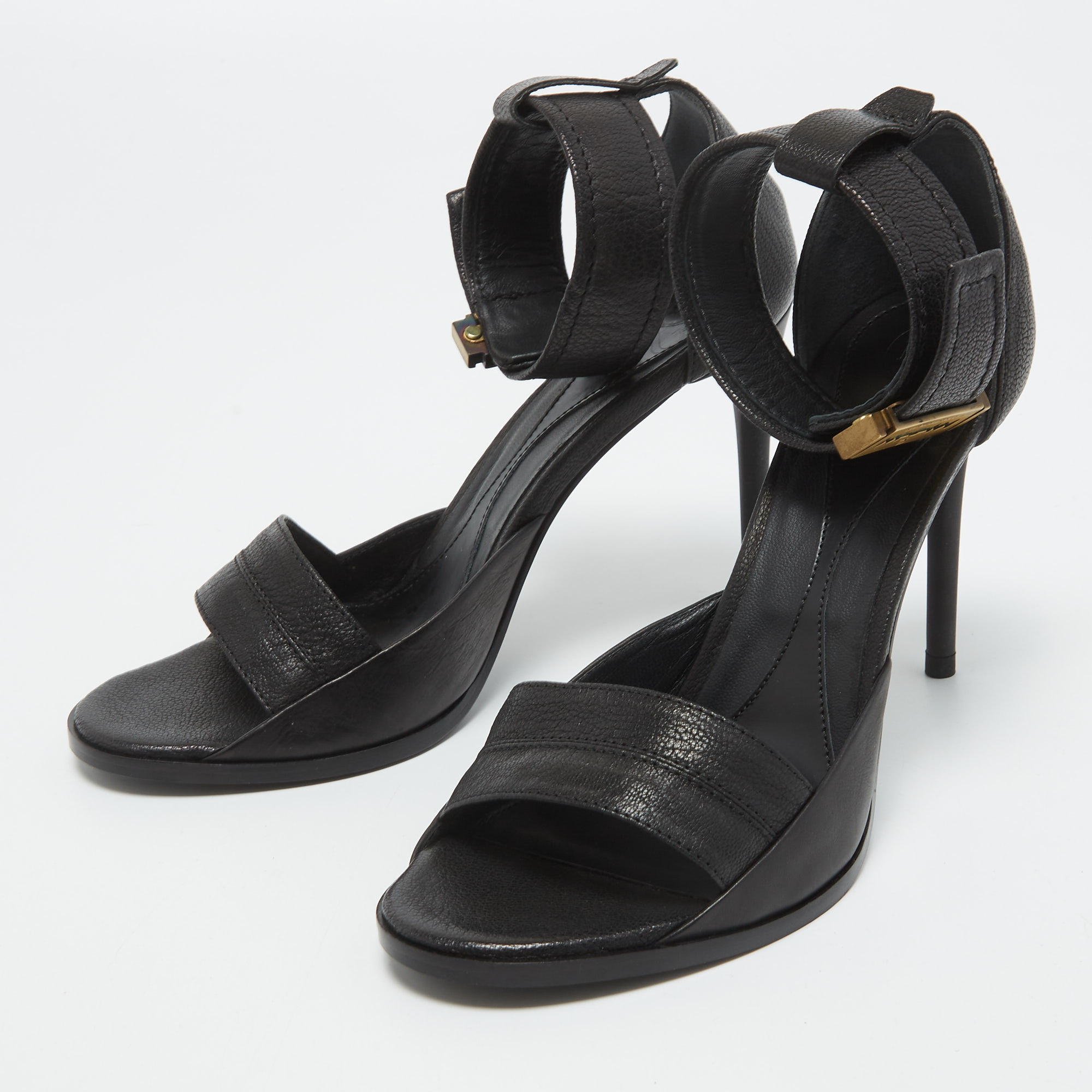 

Alexander McQueen Black Leather Lana Razor Ankle Cuff Sandals Size