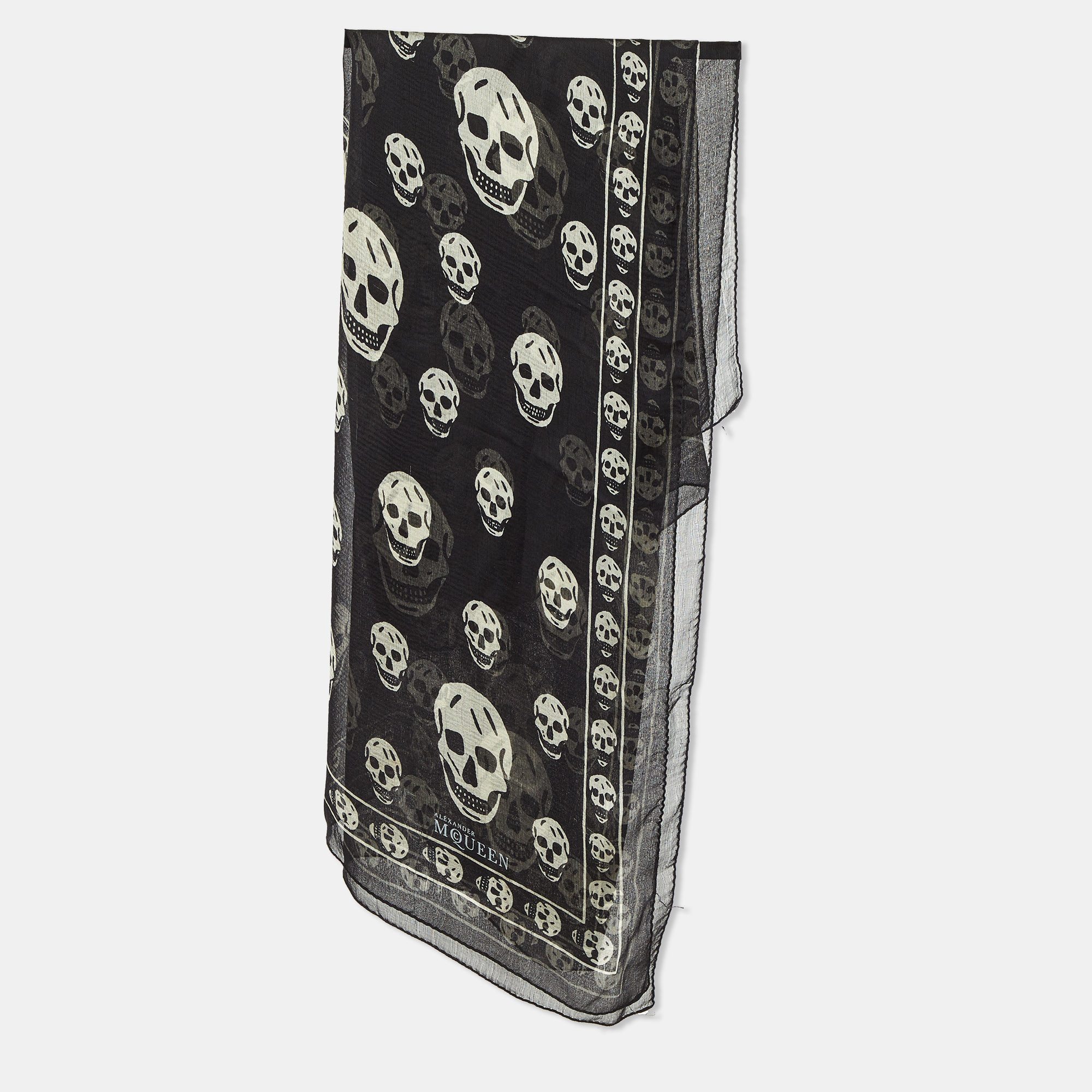 Pre-owned Alexander Mcqueen Black Skull Printed Modal & Silk Scarf