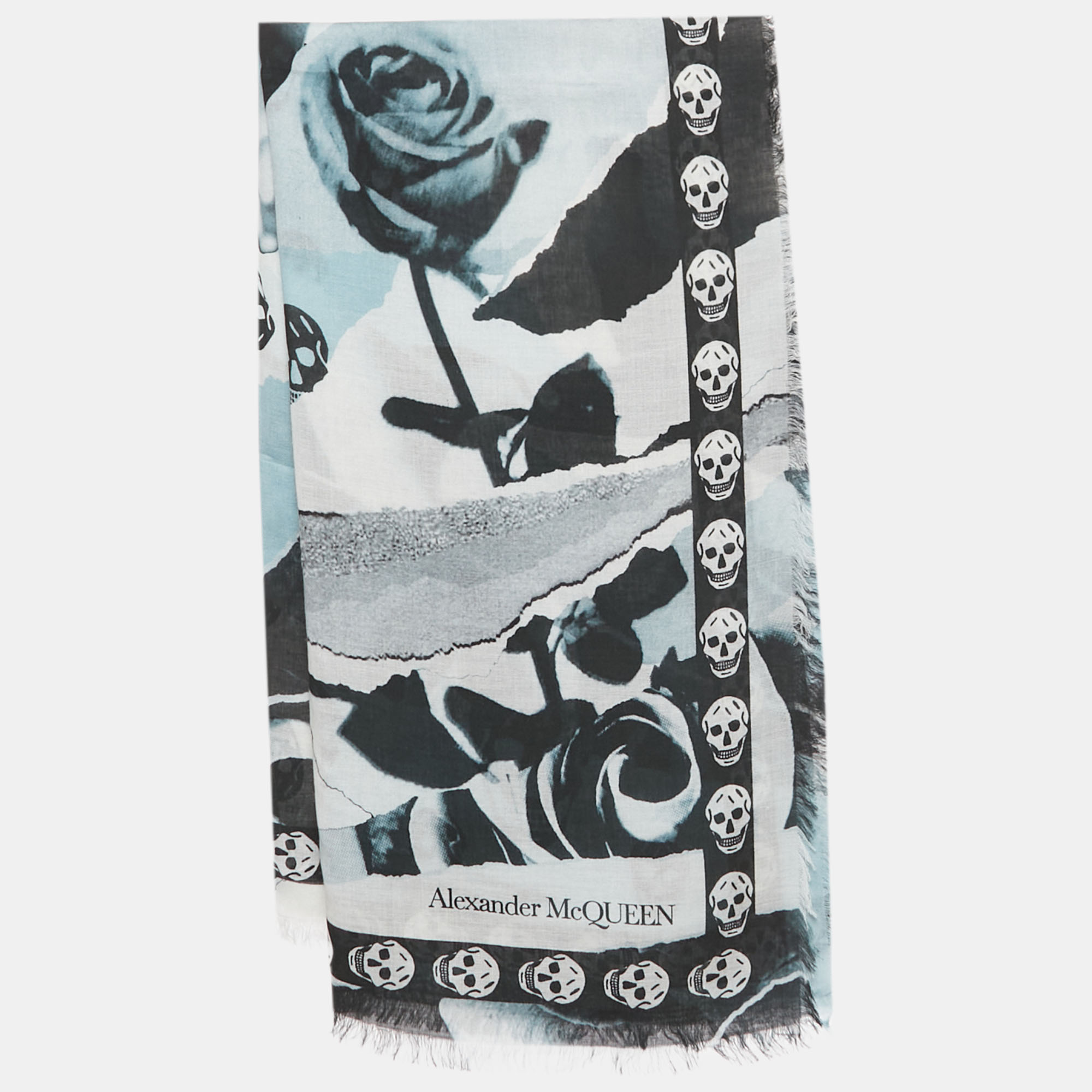 Click to view more detailed imagery on our partner's website Pre-owned Alexander Mcqueen White/blue Skull Print Silk Blend Scarf