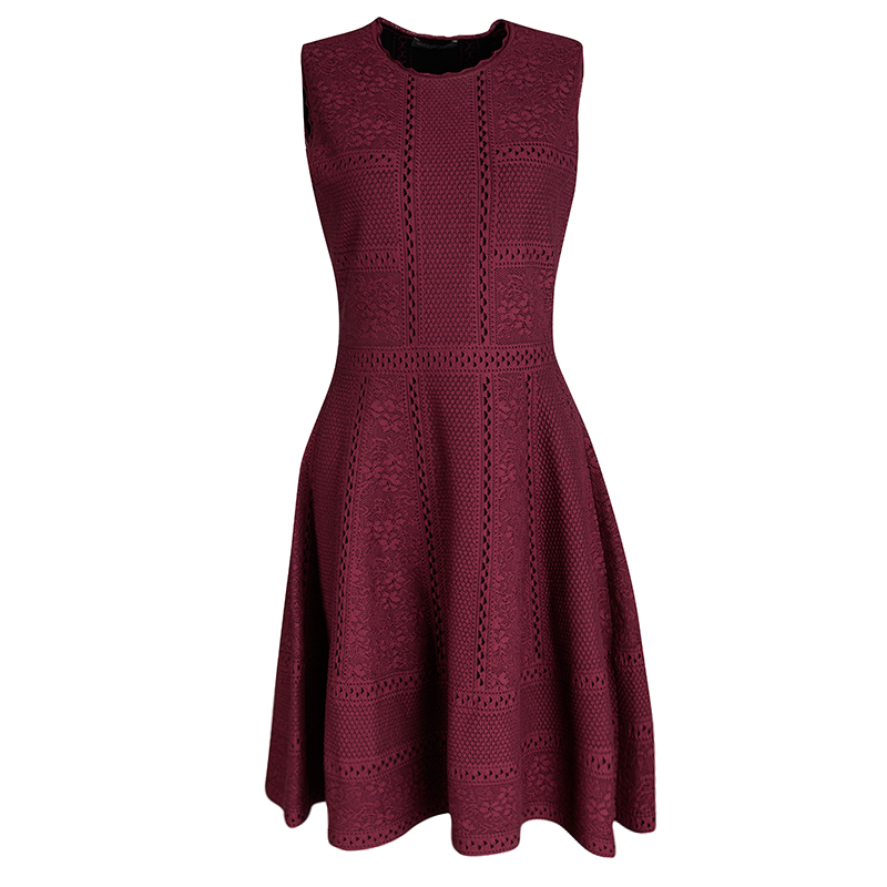 Pre Owned Alexander McQueen Burgundy Lace Knit Full Circle Sleeveless Dress M
