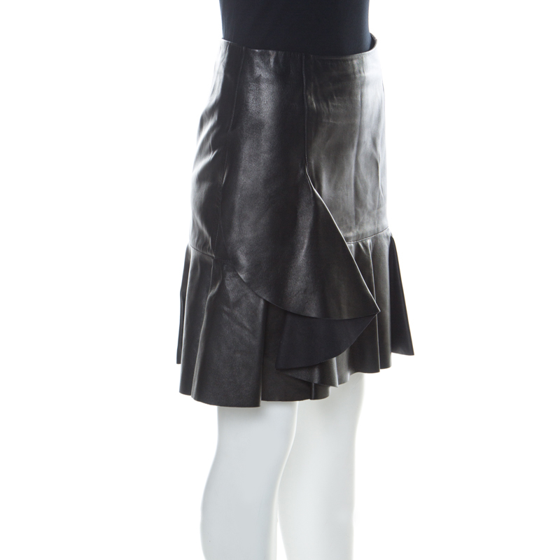 

Alexander McQueen Black Leather Asymmetric Ruffle Short Skirt