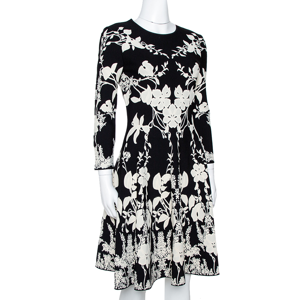 

Alexander McQueen Monochrome Floral Jacquard Knit Skater Dress, Black