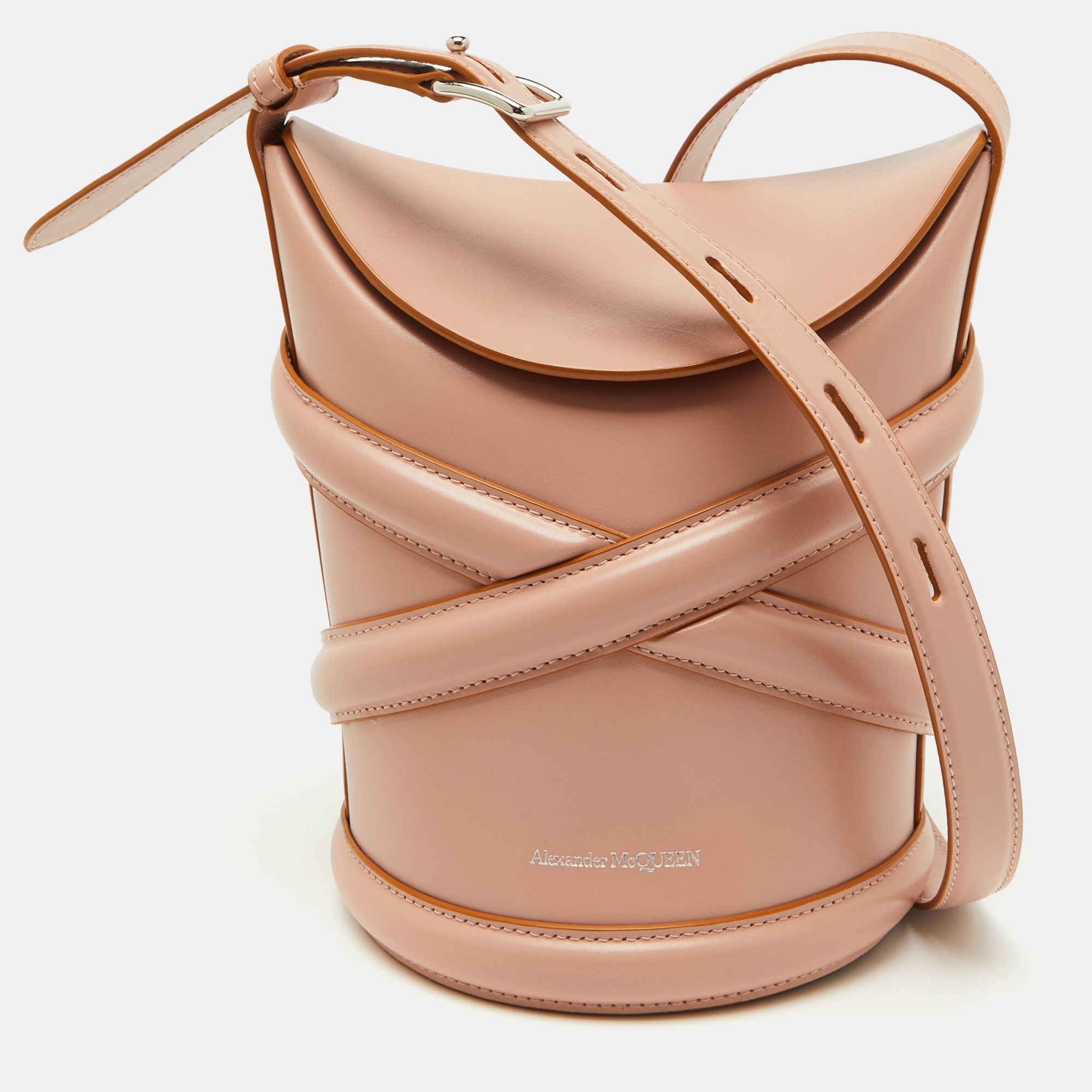 

Alexander McQueen Dusty Pink Leather The Curve Bucket Bag