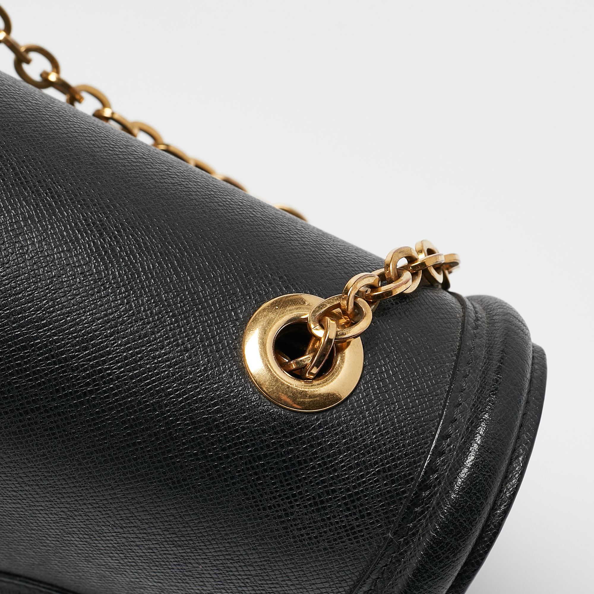 Alexander McQueen Black Leather Heroine Chain Shoulder Bag 