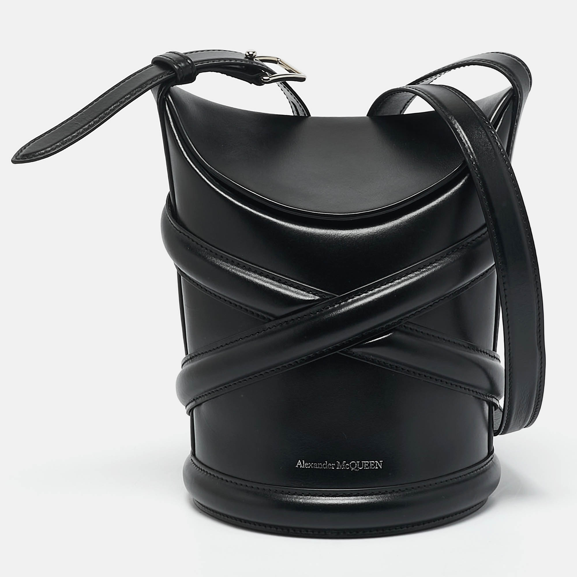 

Alexander McQueen Black Leather The Curve Bucket Bag