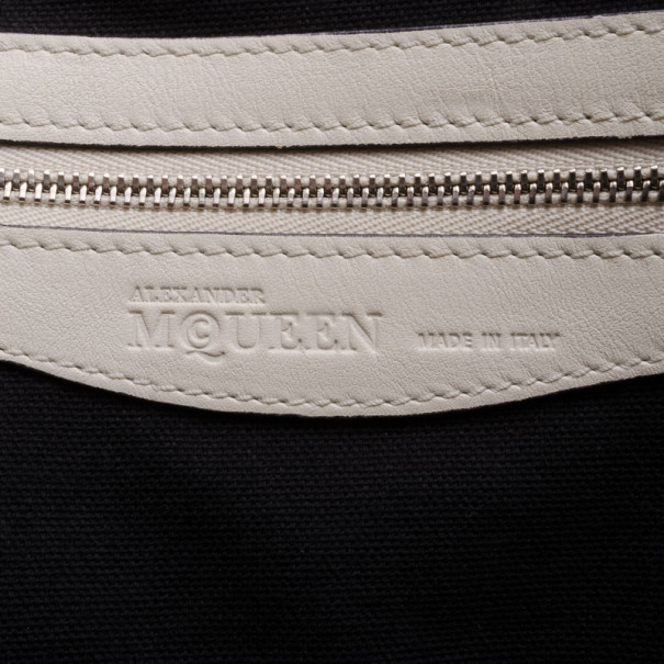 Pre-owned Alexander Mcqueen White Folkstitch Tote