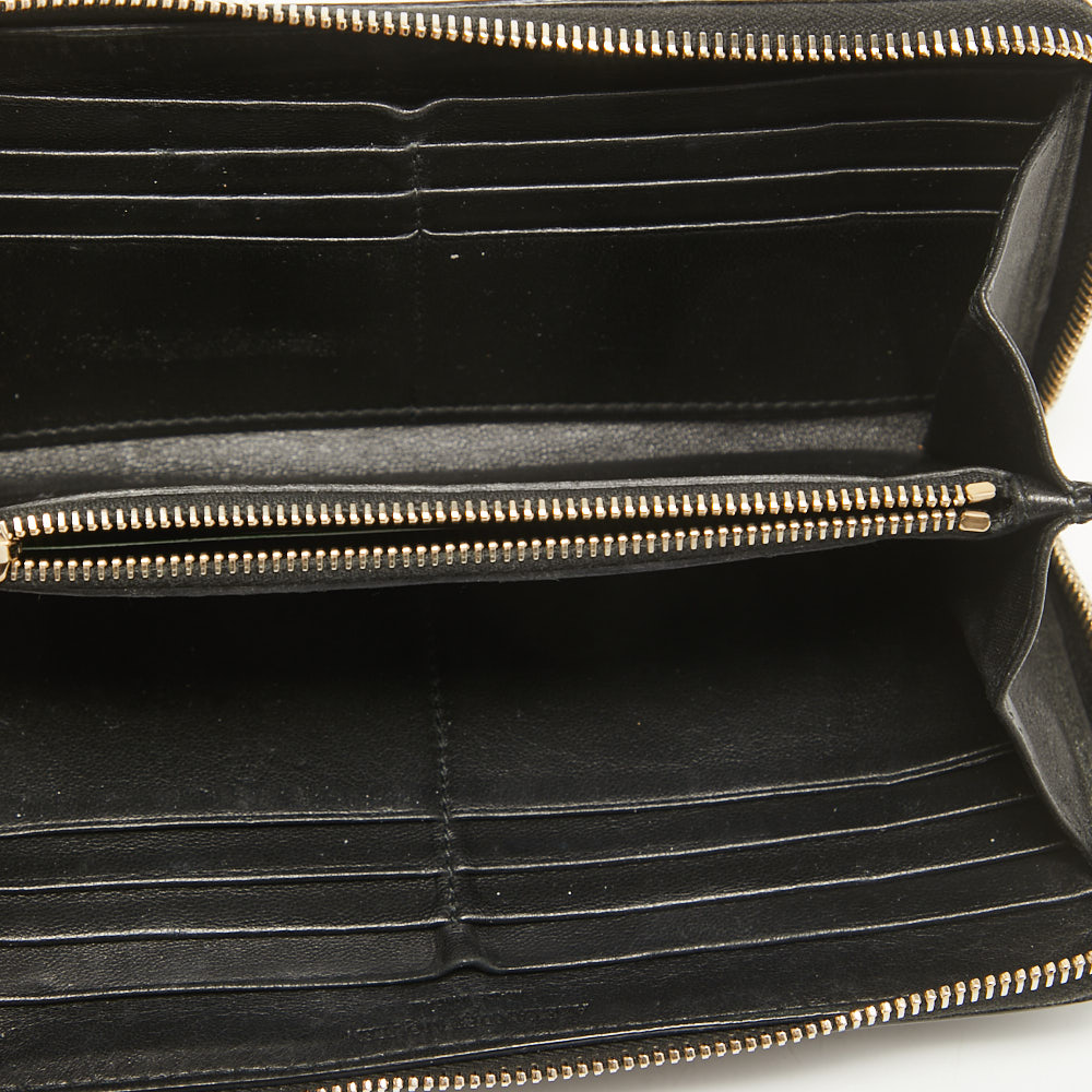 

Alexander McQueen Black Leather Zip Around Skull Wallet