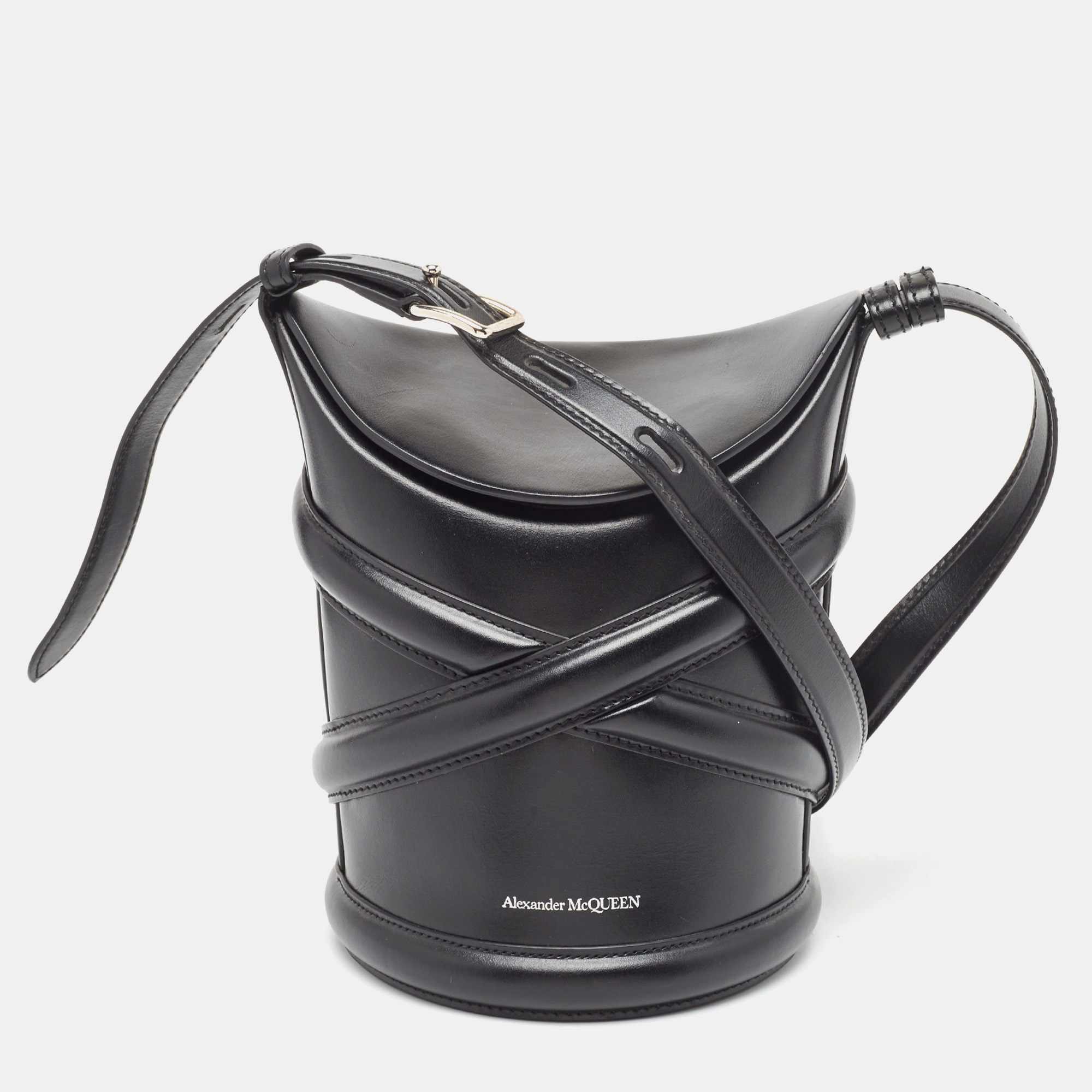 

Alexander McQueen Black Leather The Curve Bucket Bag