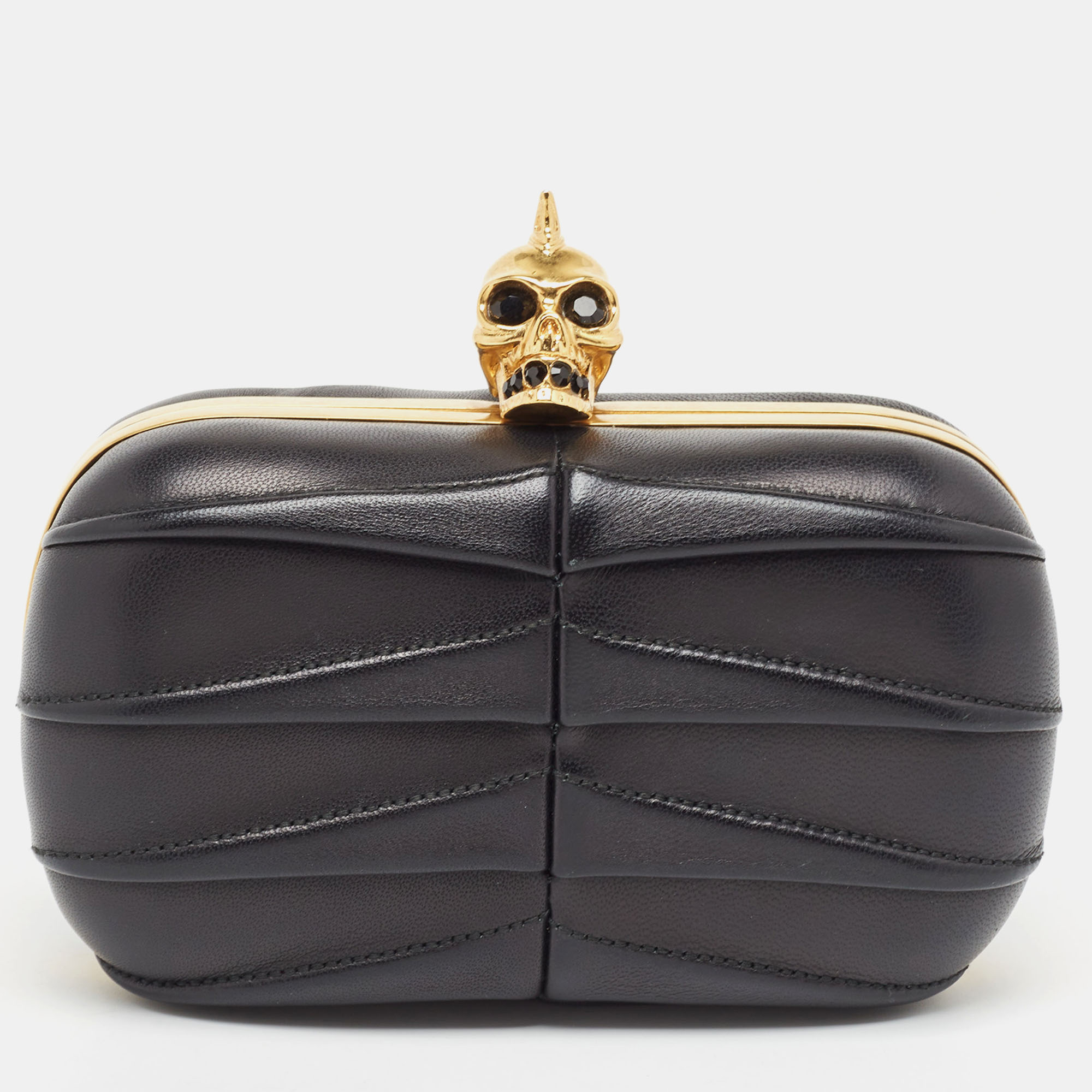 Pre Owned حقيبة كلاتش أليكساندر ماكوين صندوق جمجمة جلد لامعة سوداء