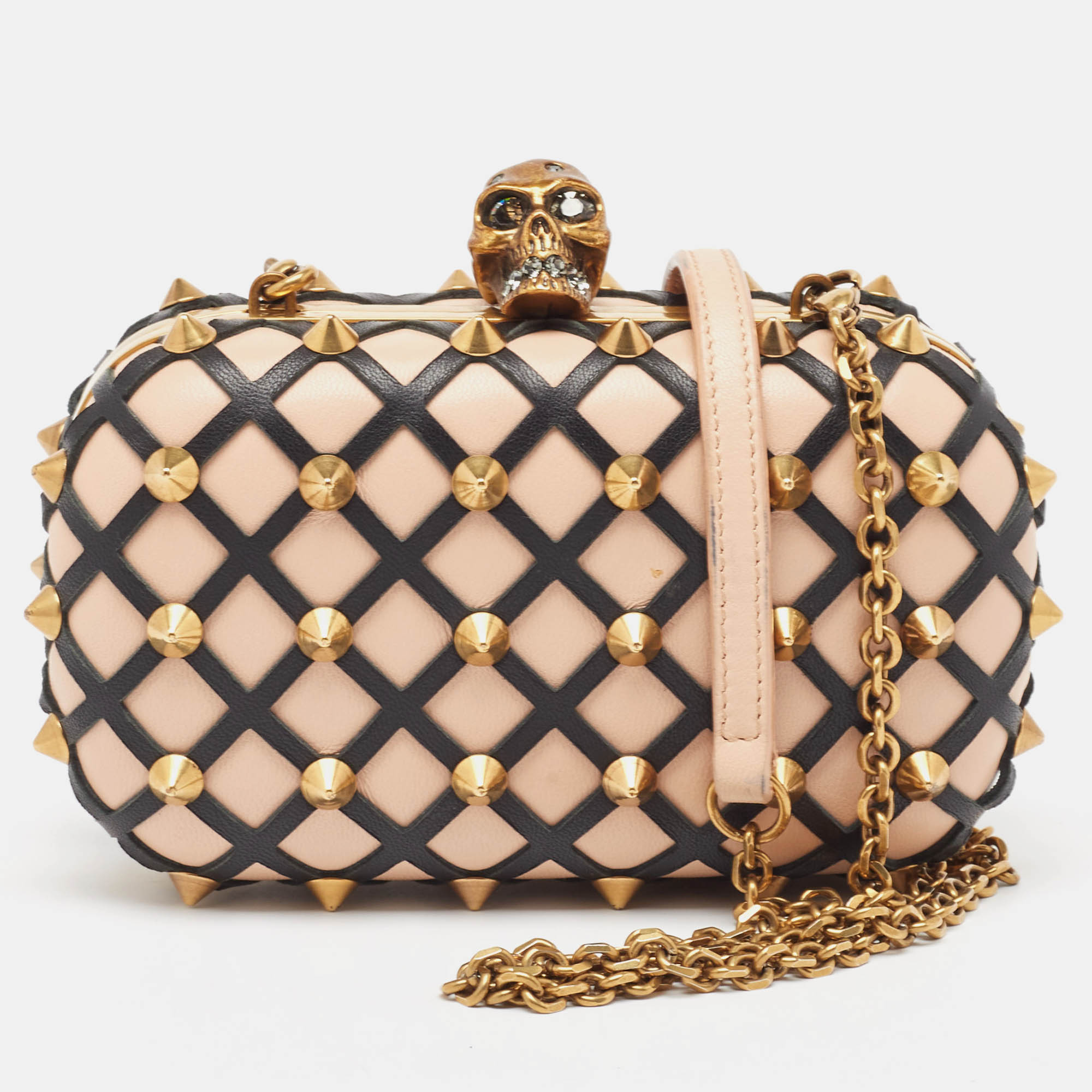Pre-owned Alexander Mcqueen Light Pink/black Leather Rockstud Skull Crystals Box Chain Clutch