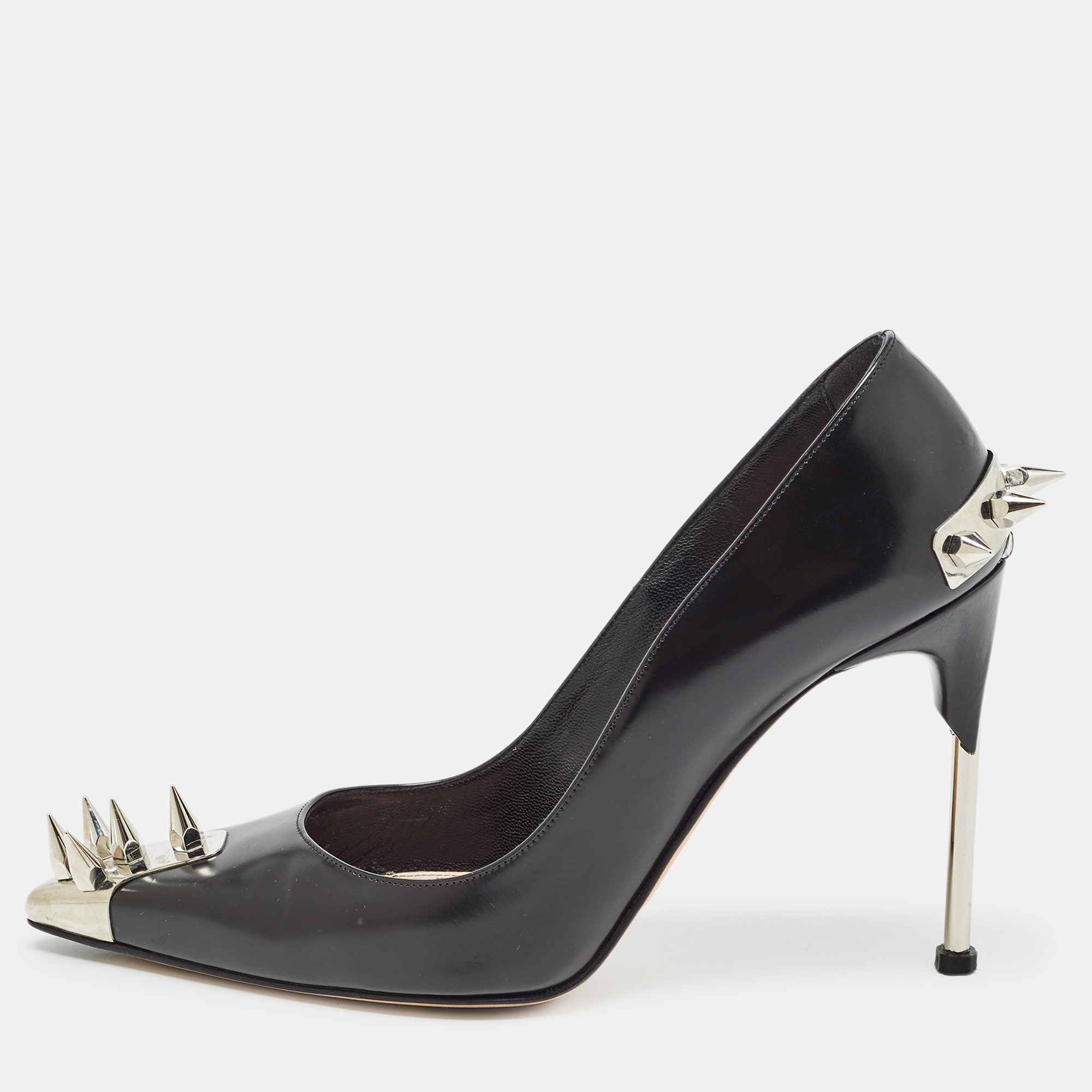 

Alexander McQueen Black Leather Spike Pointed Toe Pumps Size