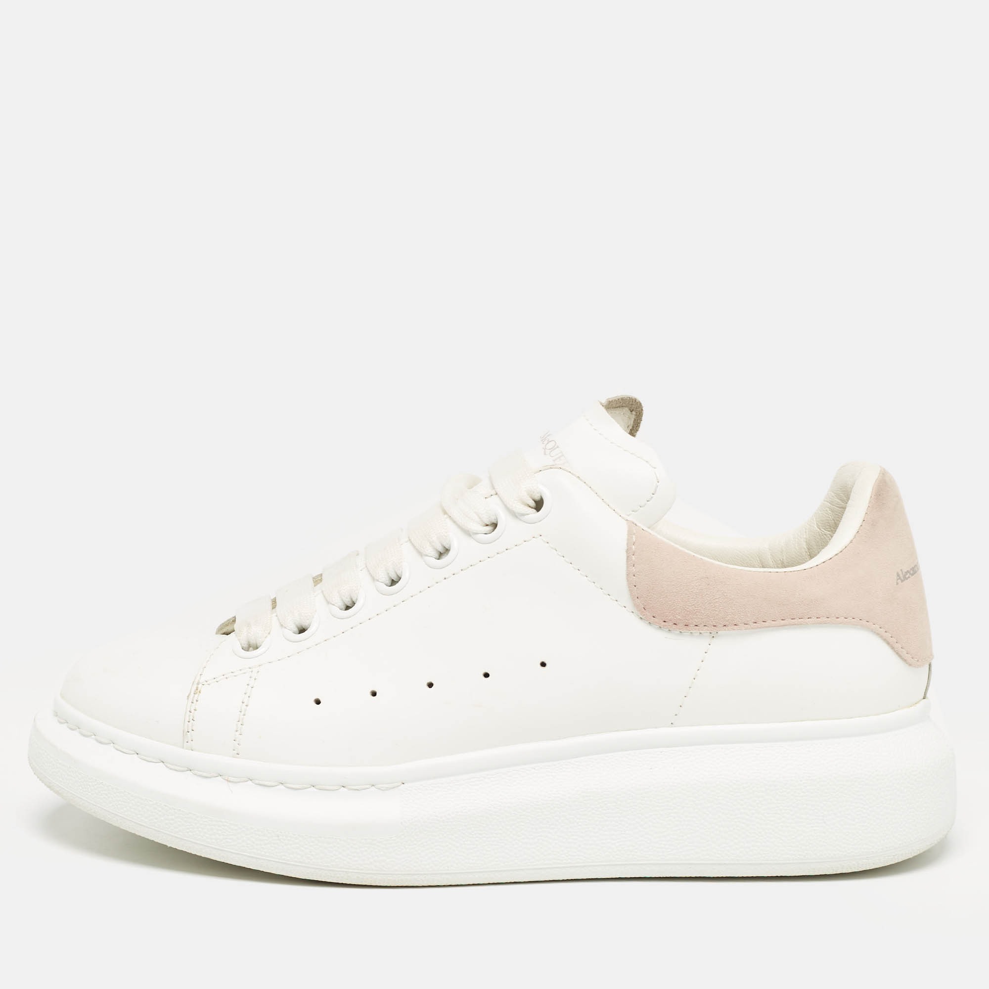 

Alexander McQueen White Leather and Suede Oversized Lace Up Sneakers Size