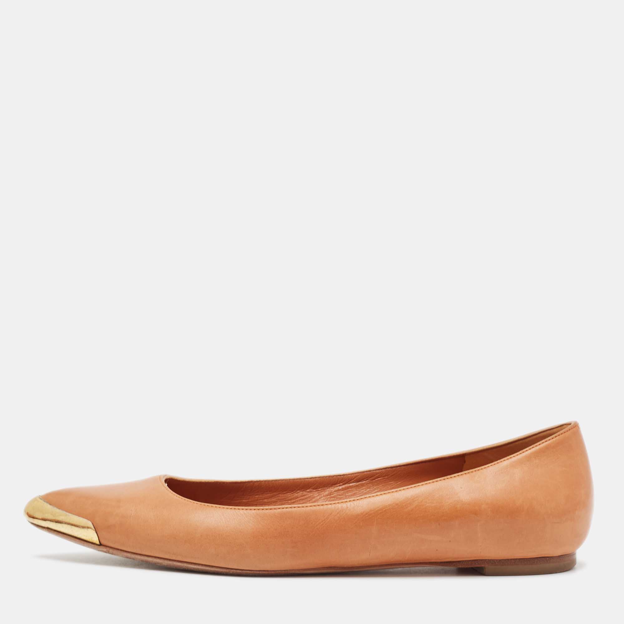 

Alexander McQueen Tan Leather Pointed Toe Ballet Flats Size