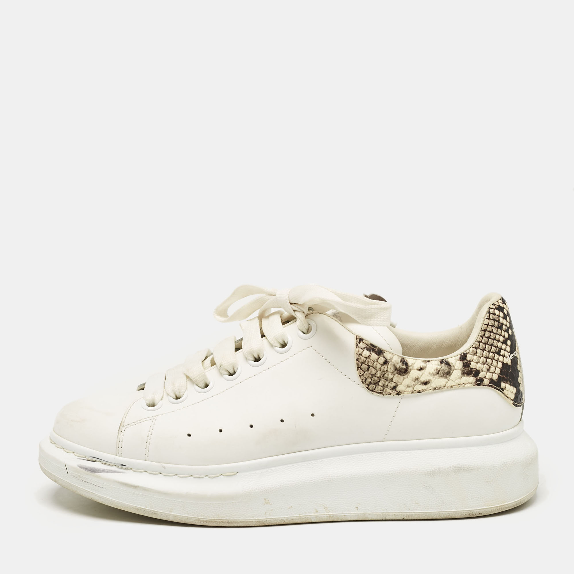 

Alexander McQueen White Leather and Snakeskin Effect Oversized Sneakers Size