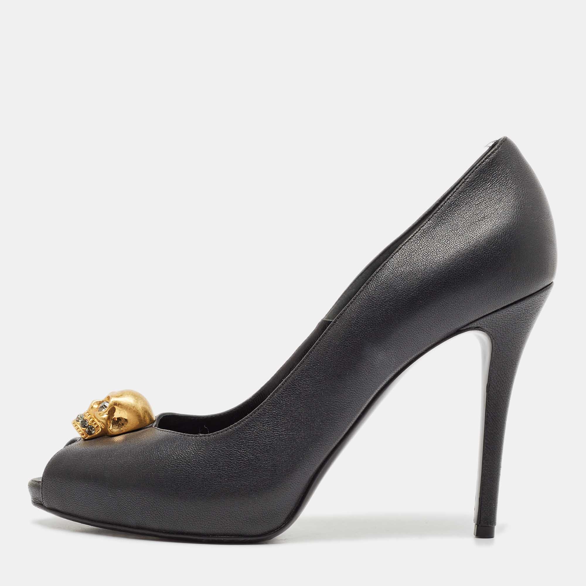 

Alexander McQueen Black Leather Crystal Embellished Skull Peep-Toe Pumps Size