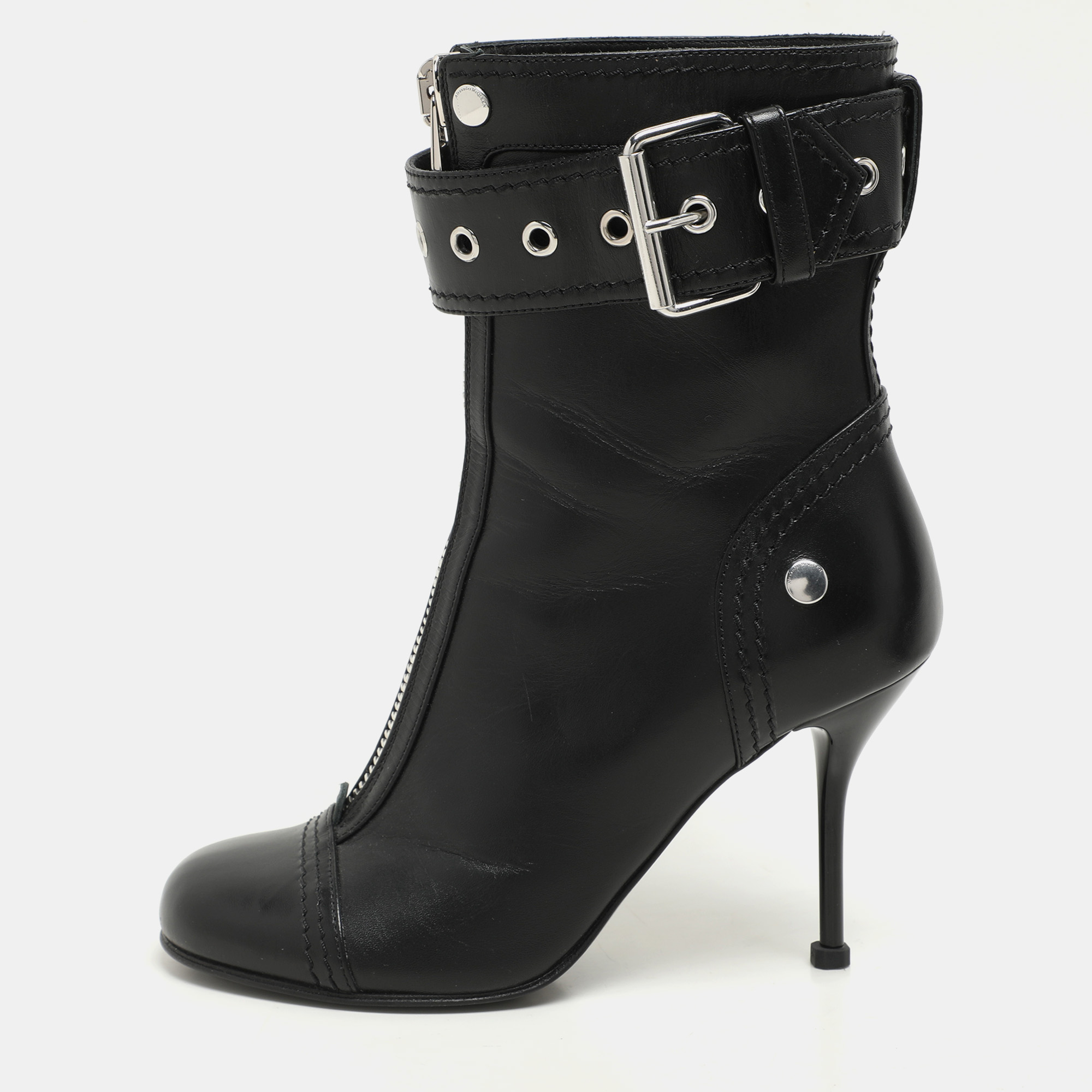 

Alexander McQueen Black Leather Ankle Length Boots Size