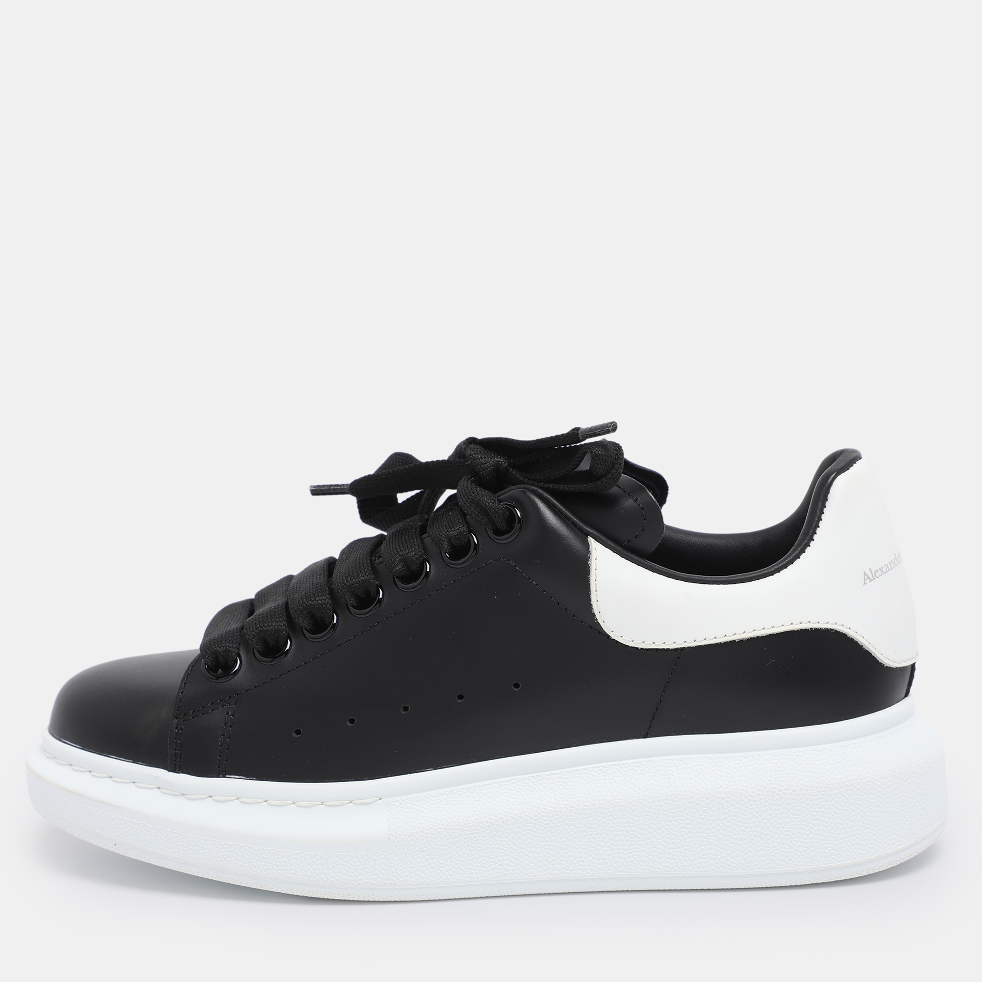 Pre-owned Alexander Mcqueen Black/white Leather Oversized Low Top Sneakers Size 36