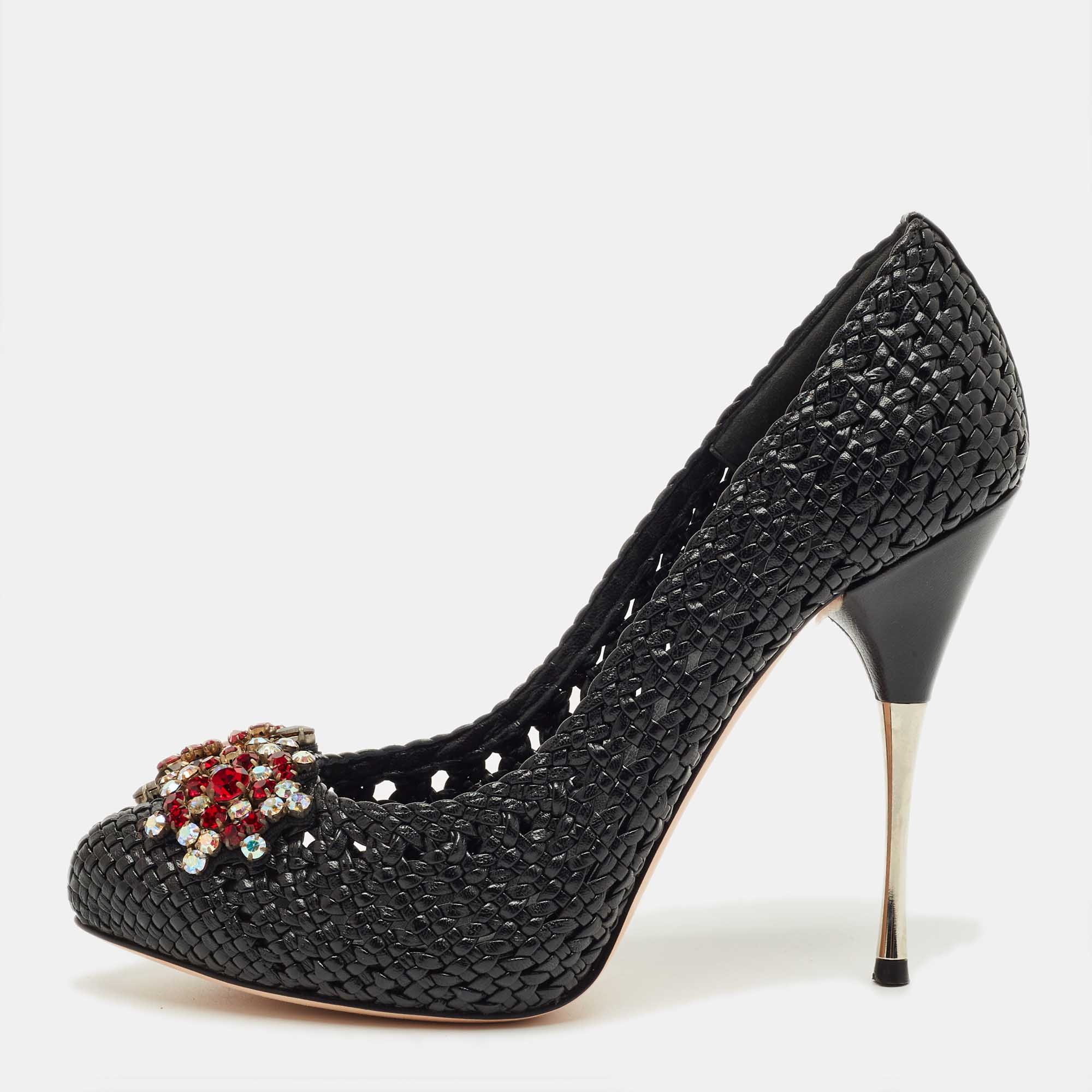 

Alexander McQueen Black Woven Leather Crystal Embellish Pumps Size