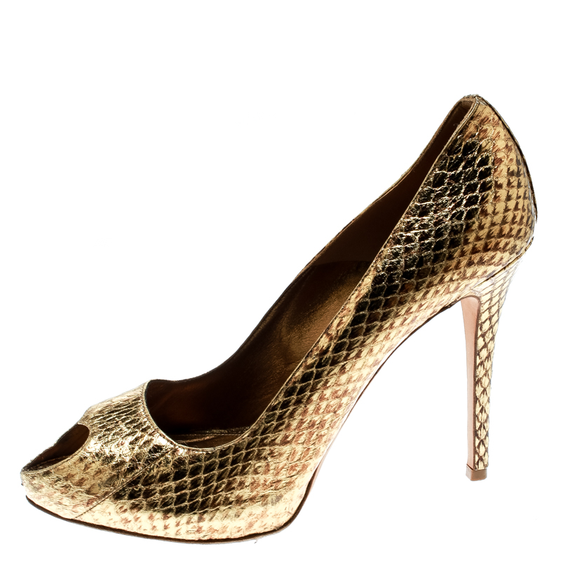 

Alexander McQueen Gold Metallic Leather Peep Toe Platform Pumps Size